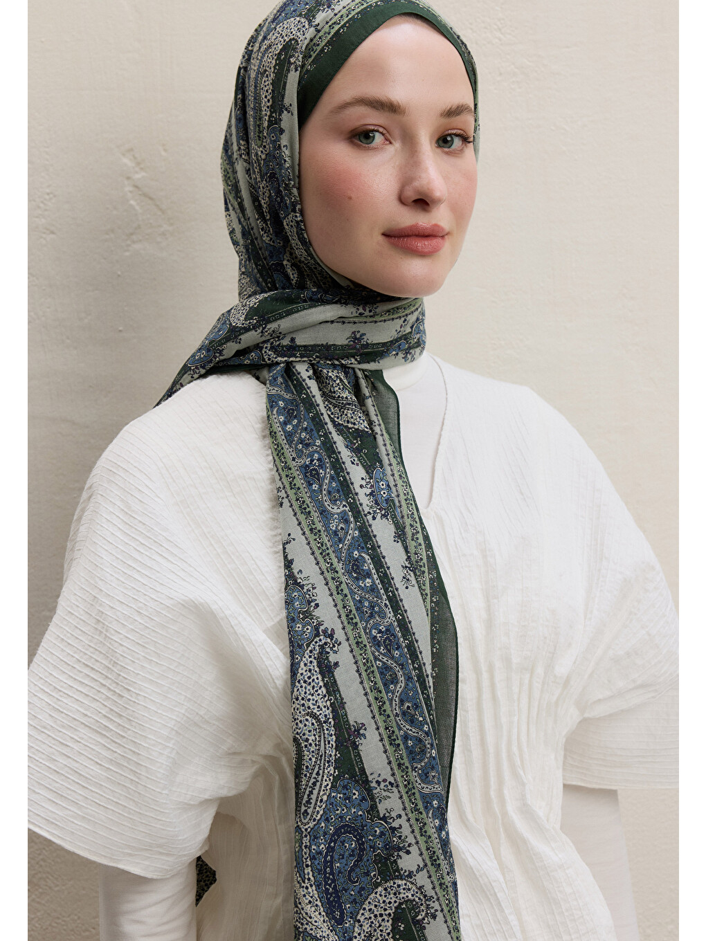 Paısley Elegance Desen Şal Zümrüt Yeşili