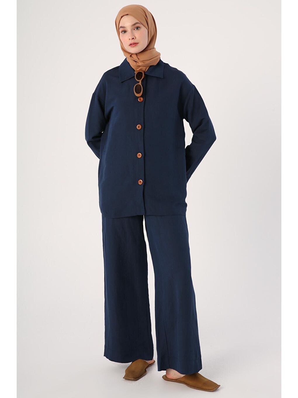 Lacivert Cepli Tahta Düğmeli Gömlek Yaka Keten Ceket-1