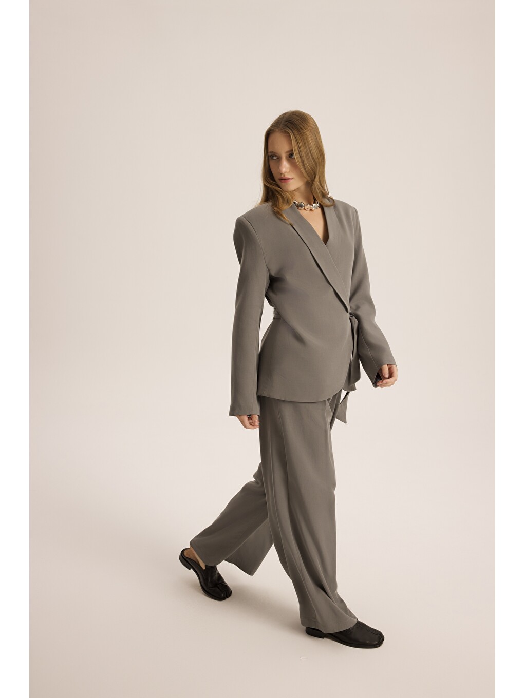 Mirelka Bağlamalı Gri Blazer Pantolon Takım-2