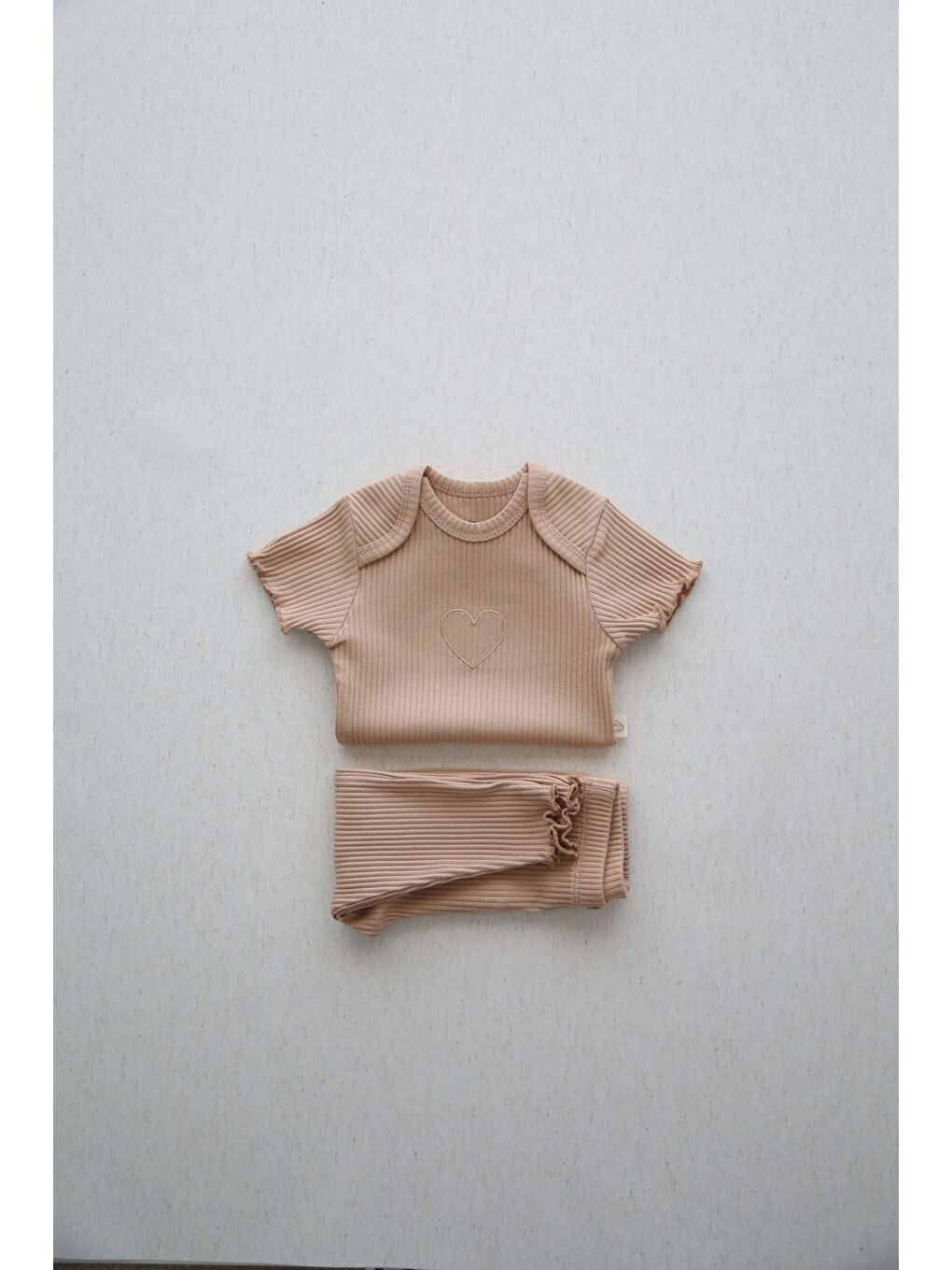 Bej Kalp Nakışlı Fitilli Kısa Kollu Body Tayt Set-8