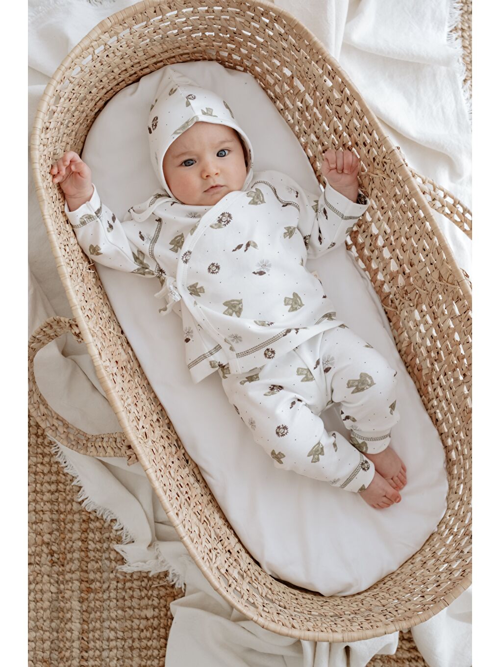 Beyaz Kuş Baskılı Pure Hug Serisi Kruvaze 3'lü Takım-7