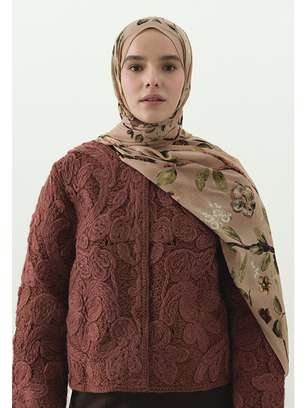 Pembe Flower Rain Desenli Pamuk Viskon Şal Somon-1