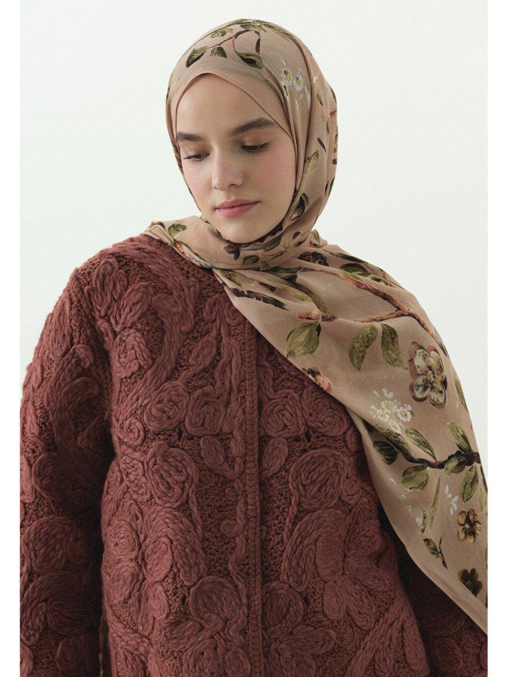 Pembe Flower Rain Desenli Pamuk Viskon Şal Somon-3