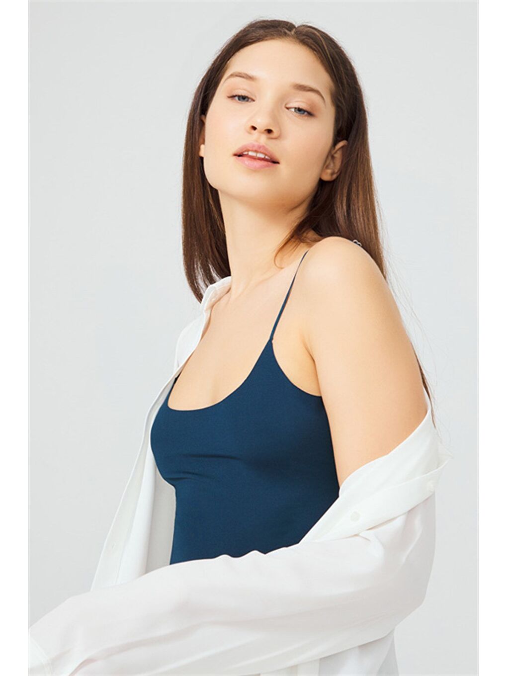 Petrol Yeşili Ayarlanabilir İnce Askılı Lazer Kesim Kadın Crop Büstiyer-3