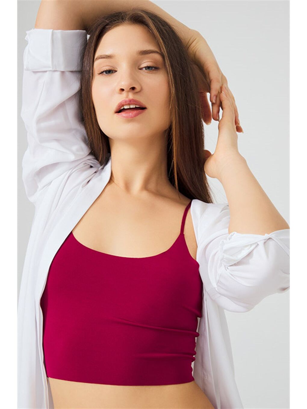 Kırmızı Vişne Ayarlanabilir İnce Askılı Lazer Kesim Kadın Crop Büstiyer-3