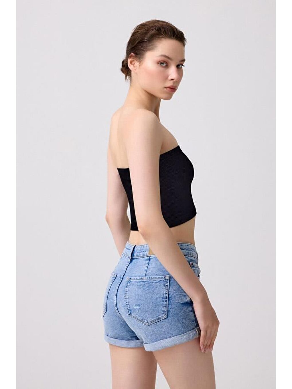 Premium - Kadın Siyah Seamless Straplez Crop Top Büstiyer-3