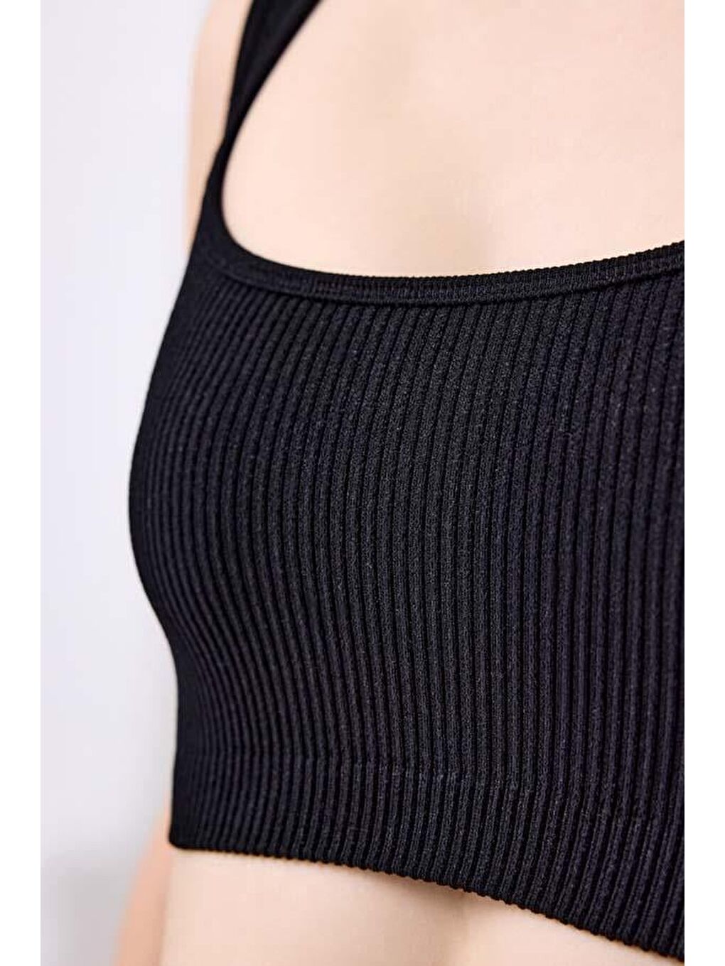 Premium - Kadın Siyah Seamless Kare Yaka Crop Top Büstiyer-3