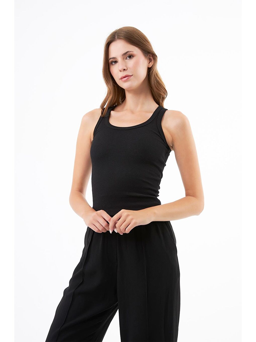 Siyah Pamuklu Kalın Askılı Fitilli Kadın Atlet-6