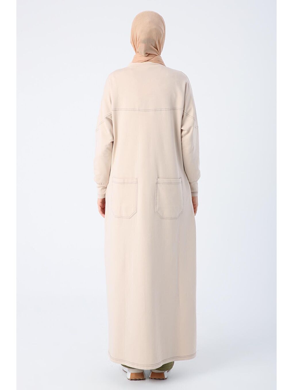 Bej Pamuklu Arkası Cepli Hakim Yaka Fermuarlı Örme Ferace-3