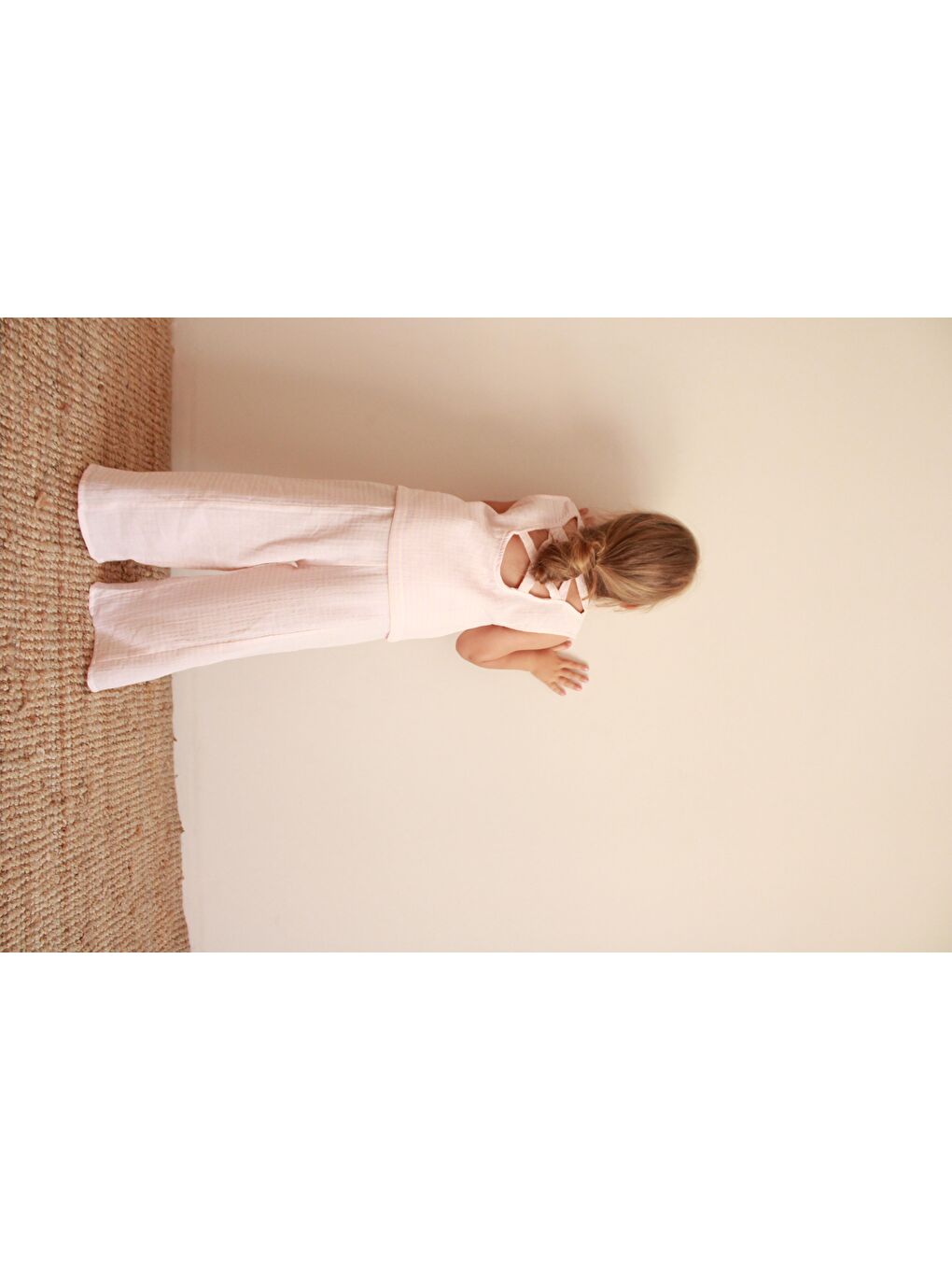 Fularlı Pembe Çizgili Çapraz Şerit Detaylı Müslin Takım-8