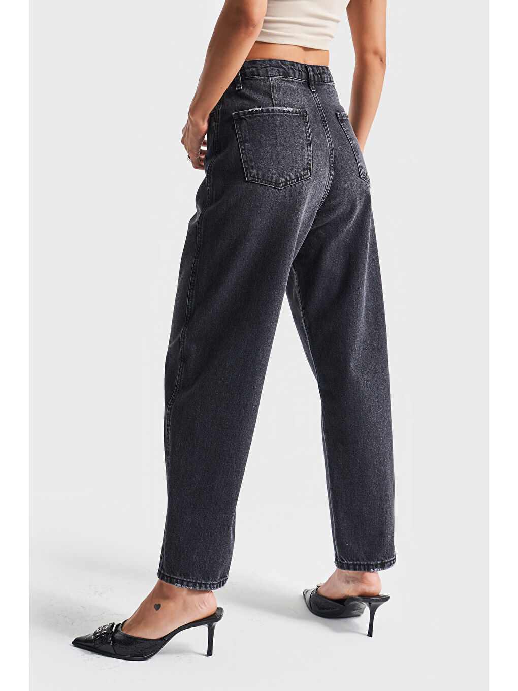 Gri Kadın Koyu Füme Renk 2w5-1 Relax Fit %100 Pamuk İç Boy 69cm Denim Jean-5