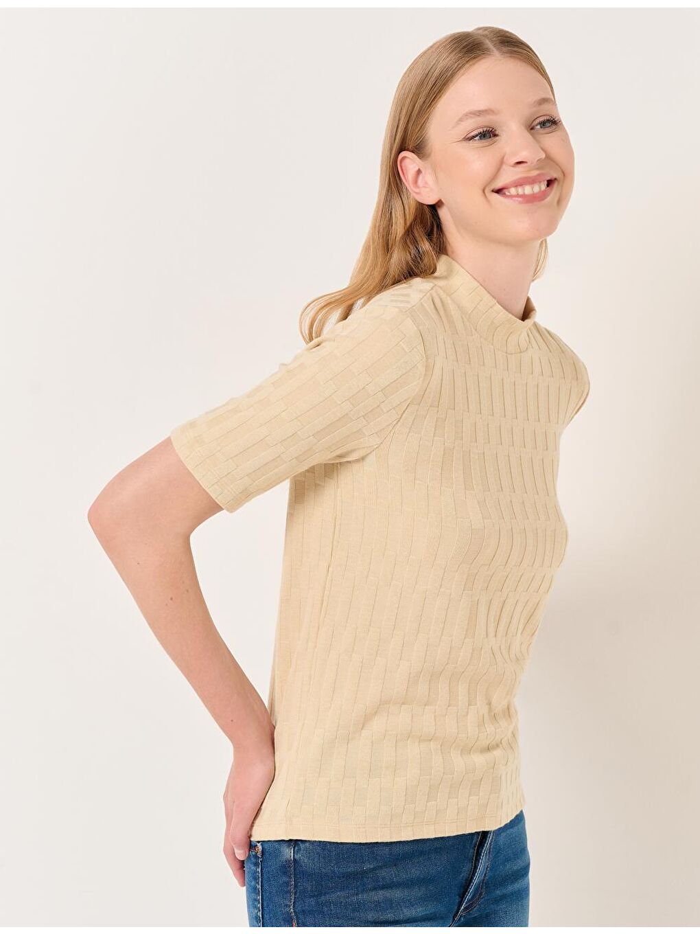 Bej Taş Balıkçı Yaka Kısa Kollu Bluz