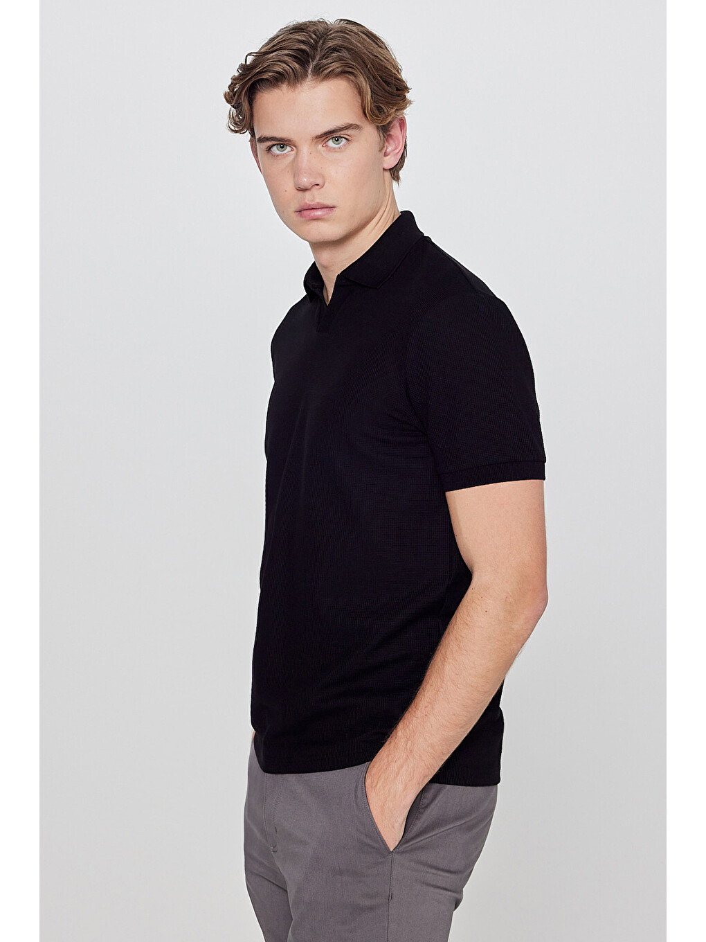 Siyah Regular Fit Normal Kesim Polo Yaka Tişört-1