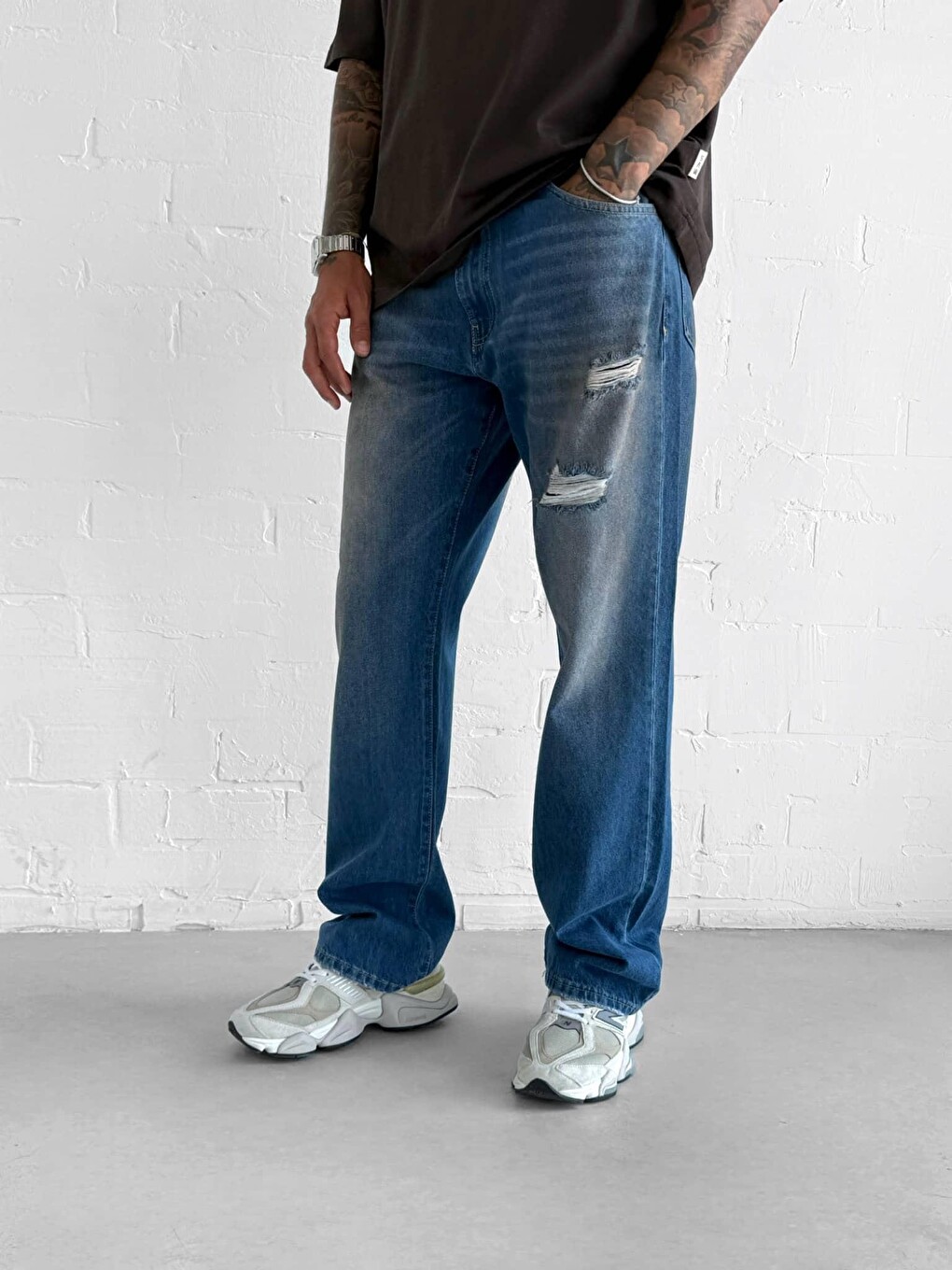 Erkek Yırtık Soluk Efektli Baggy Fit Jean Mavi-4