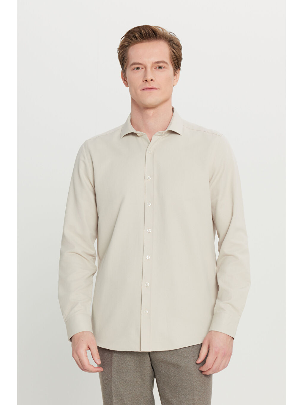 Erkek Bej Kolay Ütülenebilir Slim Fit Dar Kesim İtalyan Yaka Armürlü Basic Gömlek-5