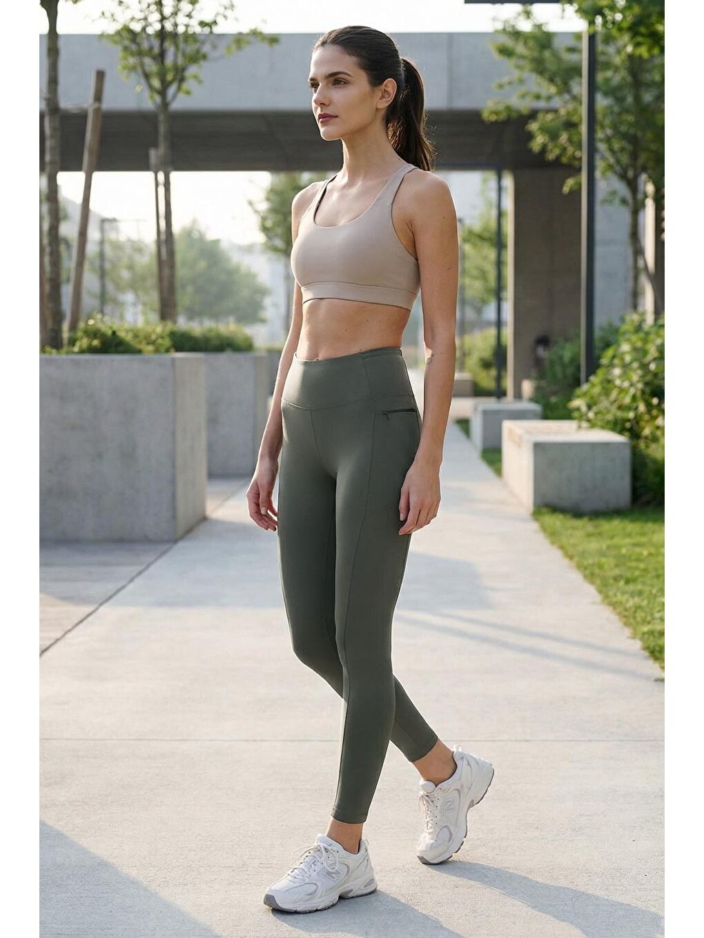 Haki Polyester Esnek Standart Fit Performans Kadın Tayt - 94667-1