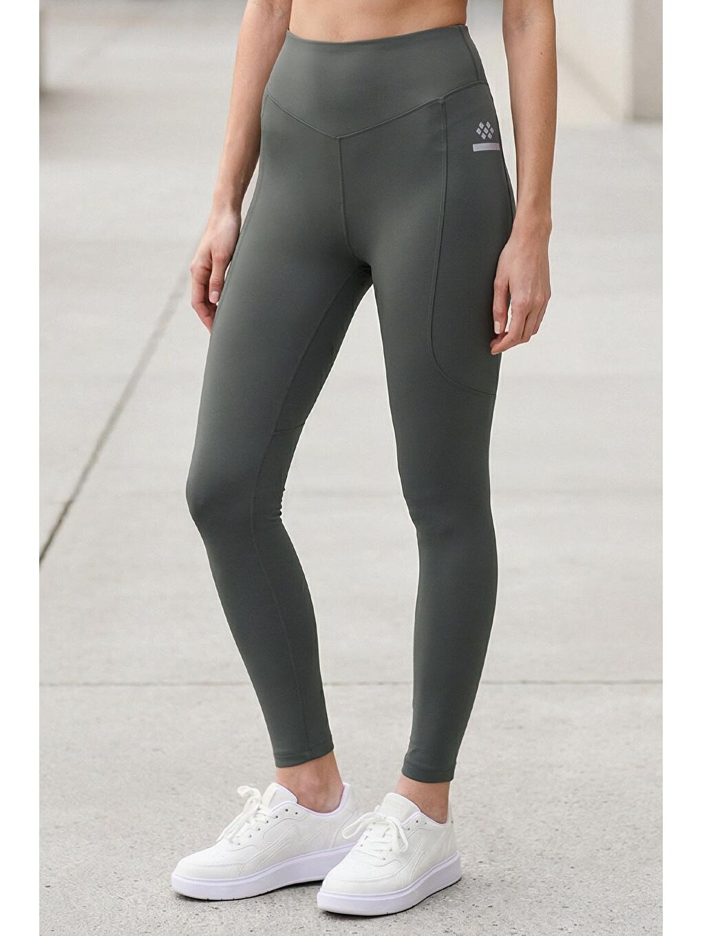 Haki Polyester Standart Fit Esnek Performans Kadın Tayt - 94666-2