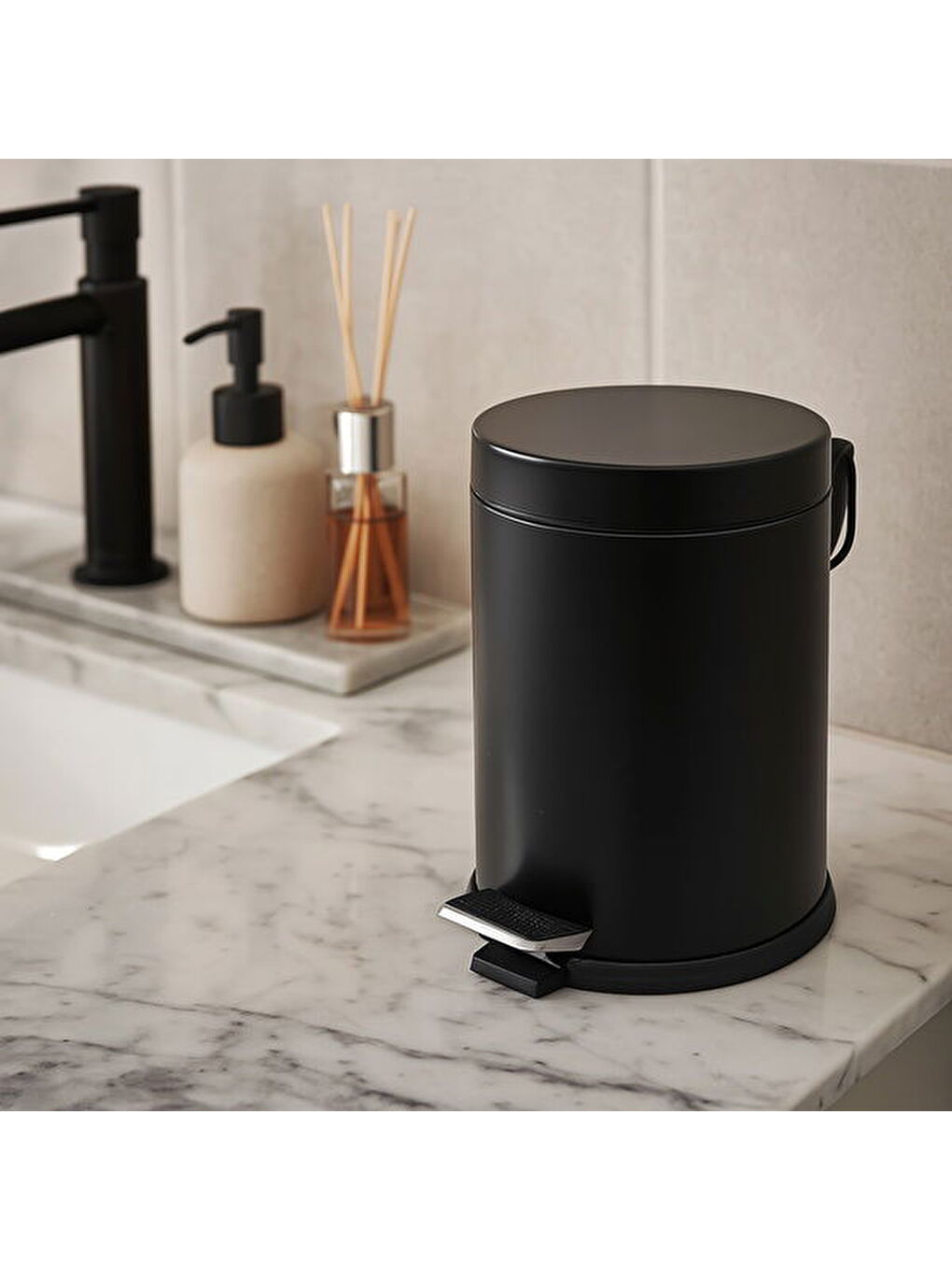 Bath Pedallı Çöp Kovası - Siyah - 5 lt