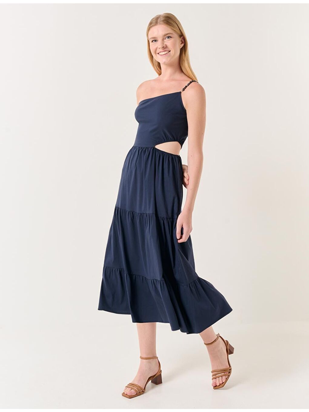 Lacivert Tek Omuzlu Asimetrik Midi Elbise