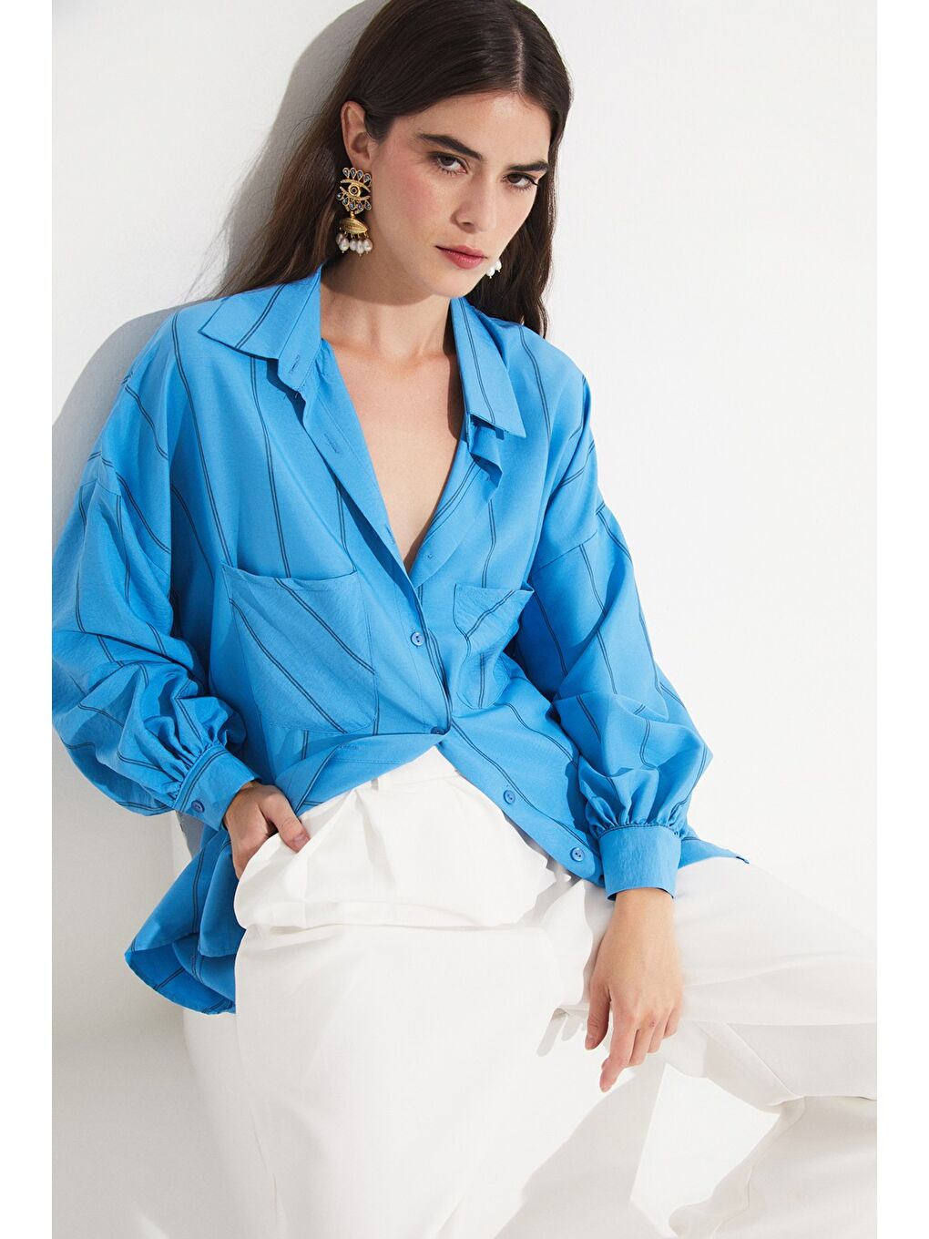 Mavi Kadın Cep Detaylı Çizgili Bol Kesim Gömlek-3