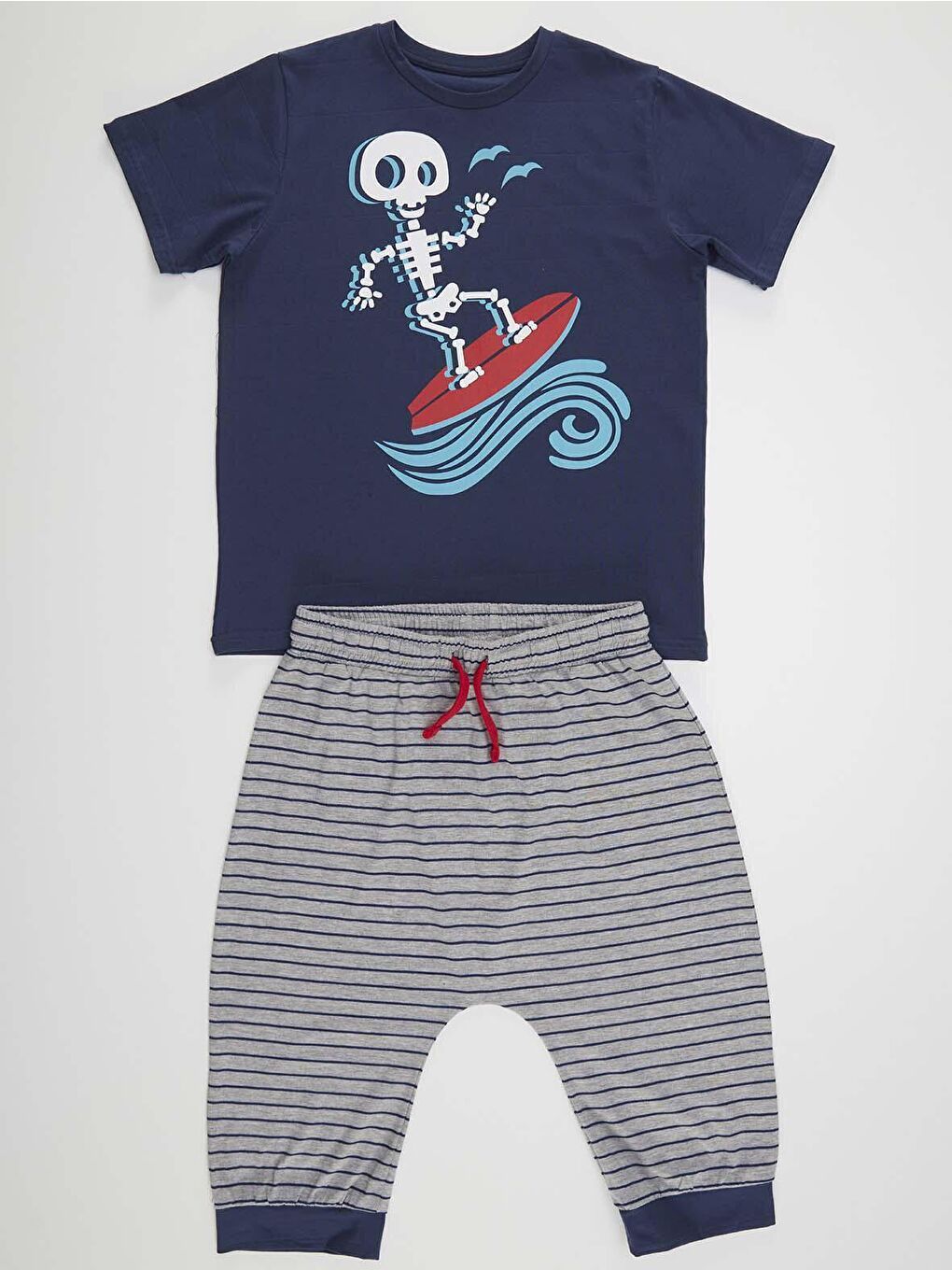 Karışık Dalga Sörfü Erkek Çocuk Tişört Kapri Şort Takım-2