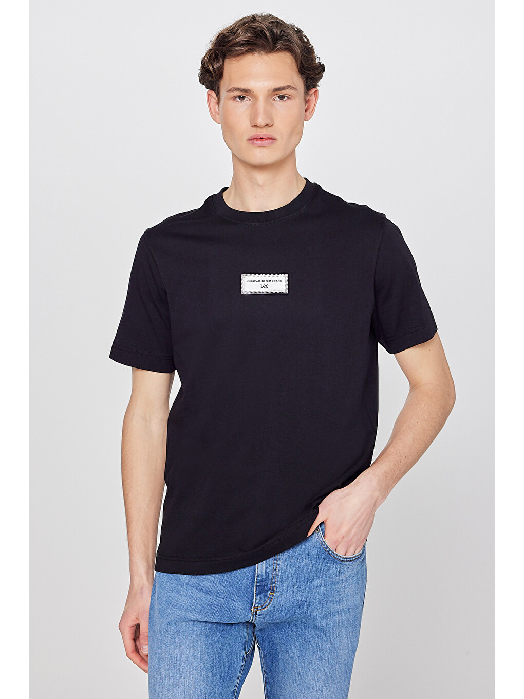 Siyah %100 Pamuk Nefes Alan Kumaş Regular Fit Logo Detaylı Tişört-1