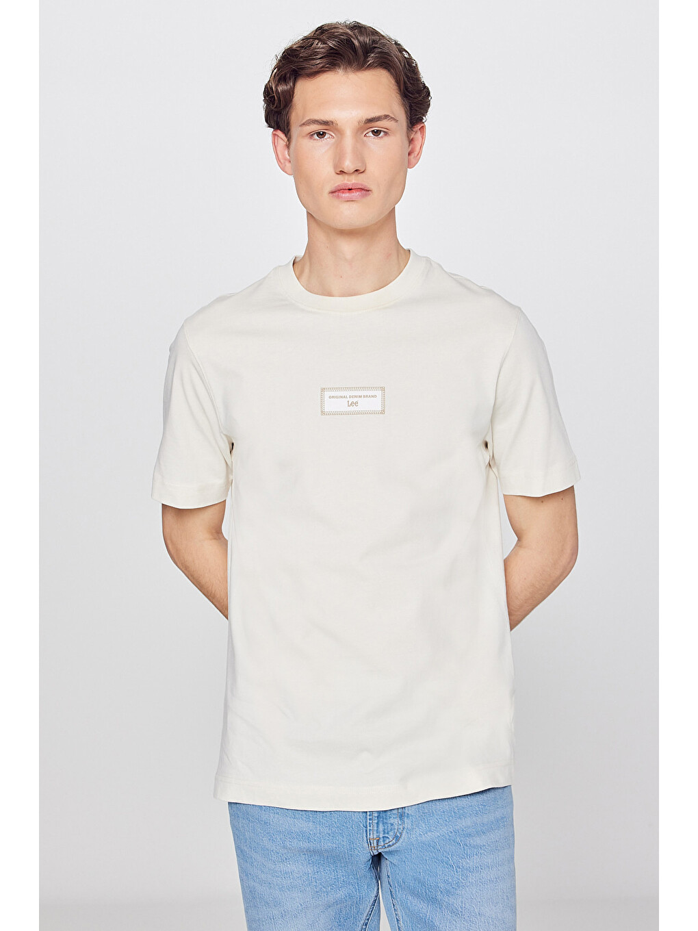 Bej %100 Pamuk Nefes Alan Kumaş Regular Fit Logo Detaylı Tişört
