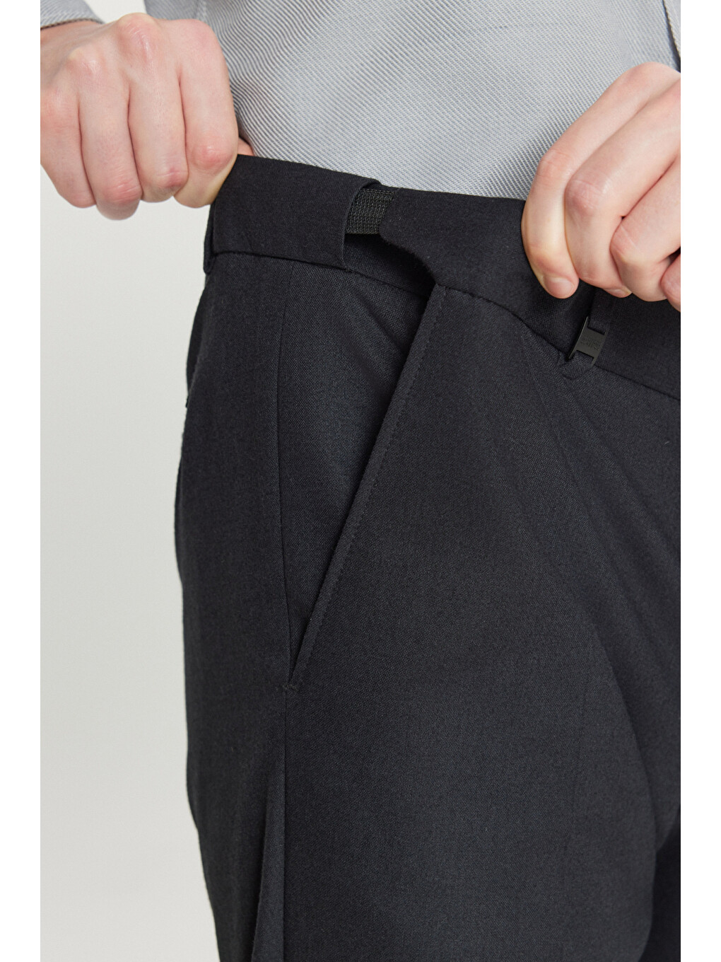 Erkek Antrasit Slim Fit Dar Kesim Gizli Lasiktli Yan Cepli Esnek Klasik Pantolon-3