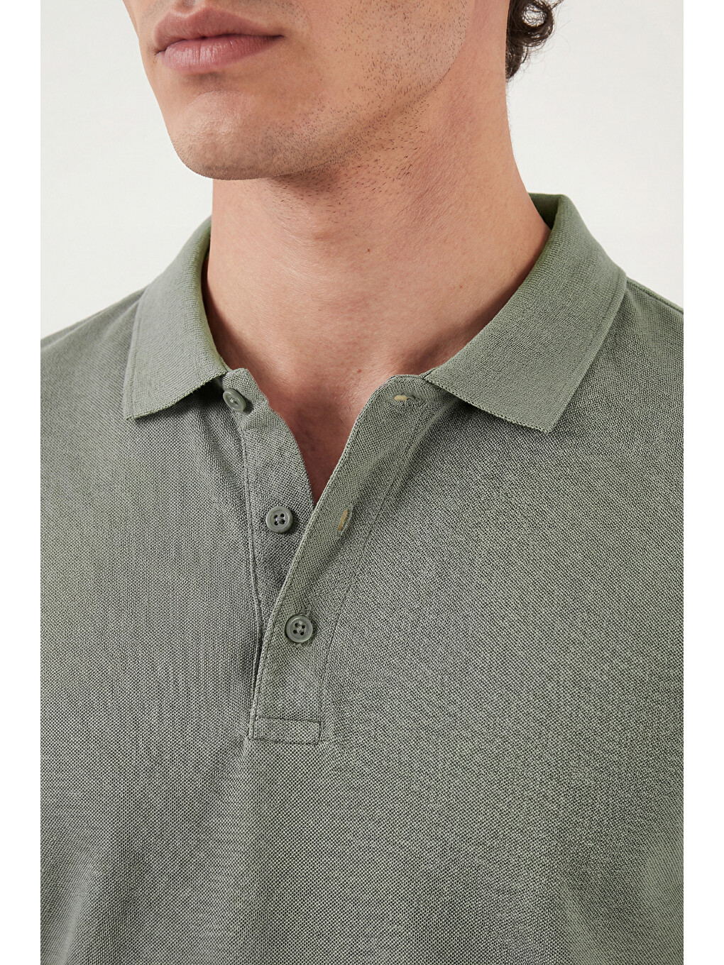 Yeşil % 100 Pamuk Regular Fit Düğmeli Erkek Polo Yaka Tişört 5902127-4