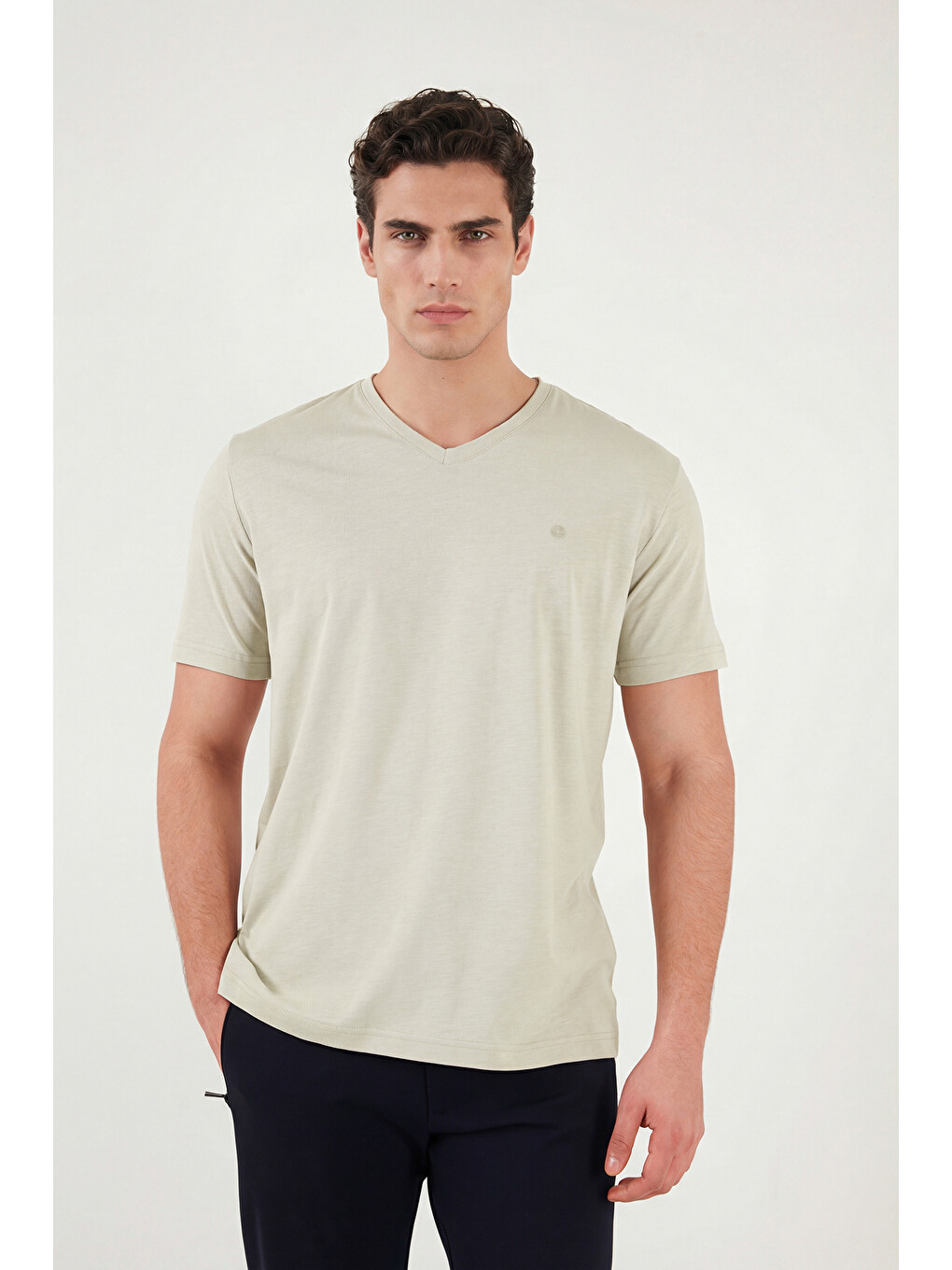 Bej Pamuklu Regular Fit V Yaka Tişört 5902719-1
