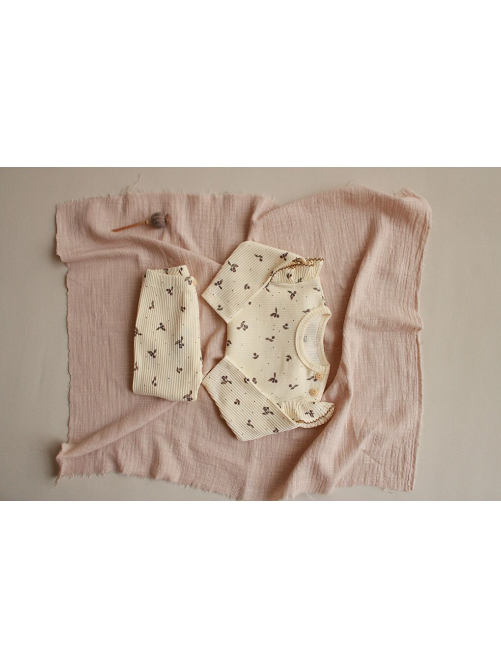 Ekru Kiraz Baskılı Fancy Girls Alt Üst Takım-5