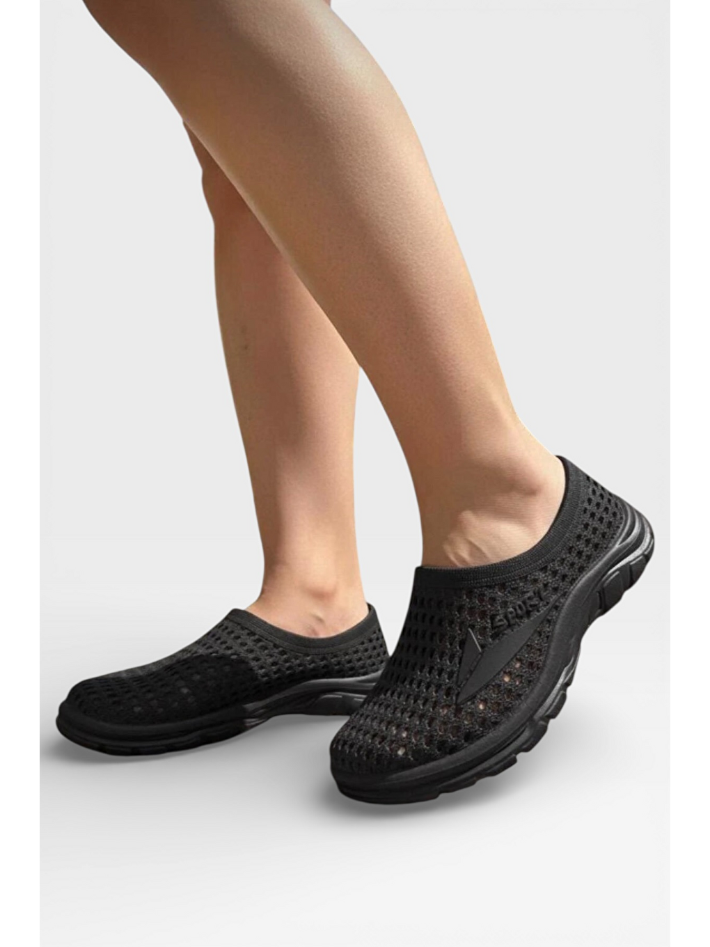 Unisex Yazlık Çok Amaçlı Havuz Plaj Bahçe Anatomik Yumuşak Taban Günlük Ayakkabı Siyah-2