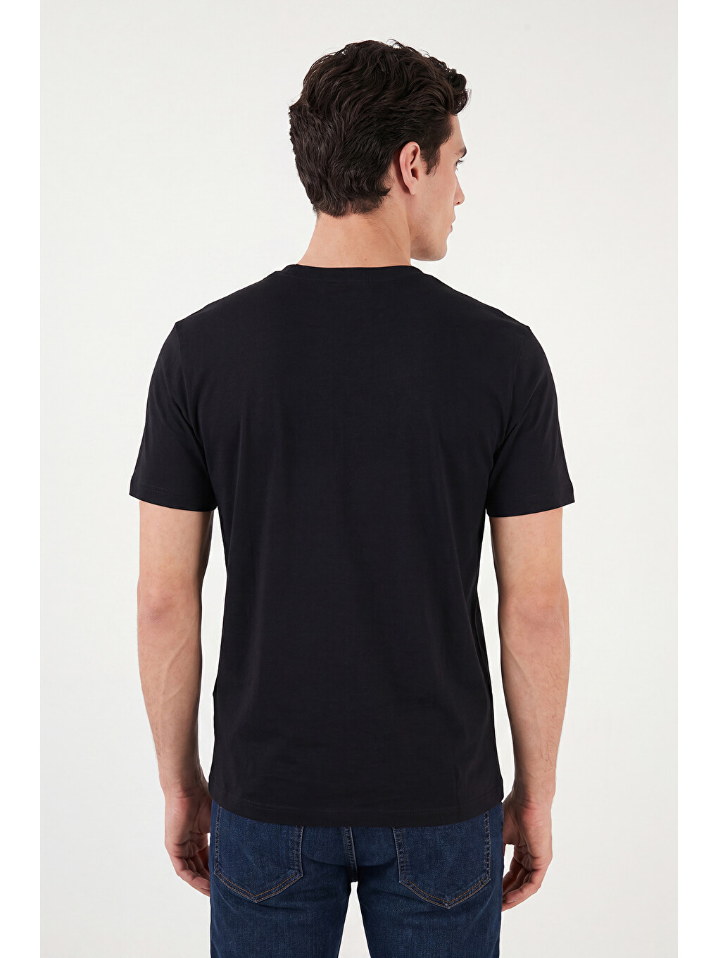 Siyah Pamuklu Relaxed Fit Bisiklet Yaka Basic T Shirt 5905884-6