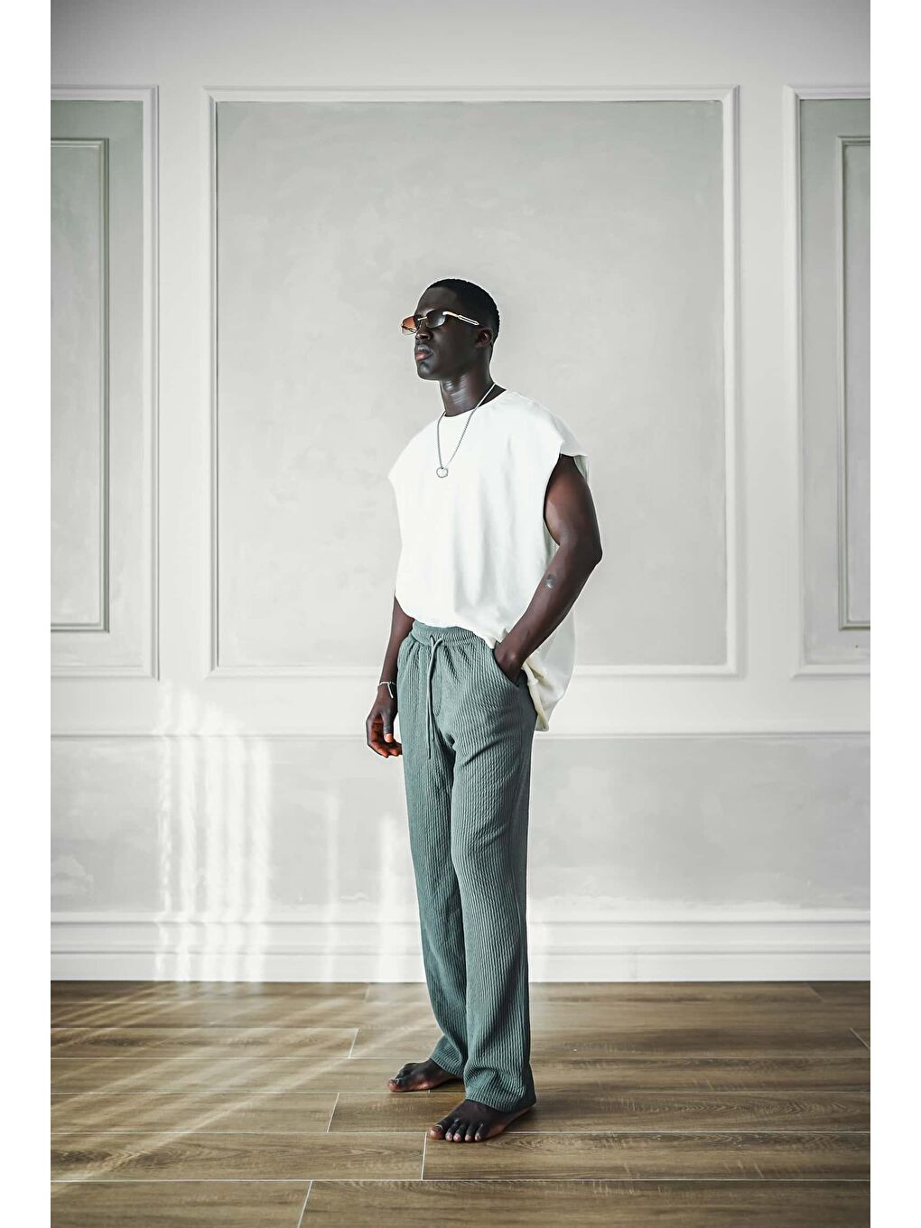 Erkek Oversize Dokulu Yuvarlak Yaka Kolsuz %100 Pamuk Tişört Beyaz-3