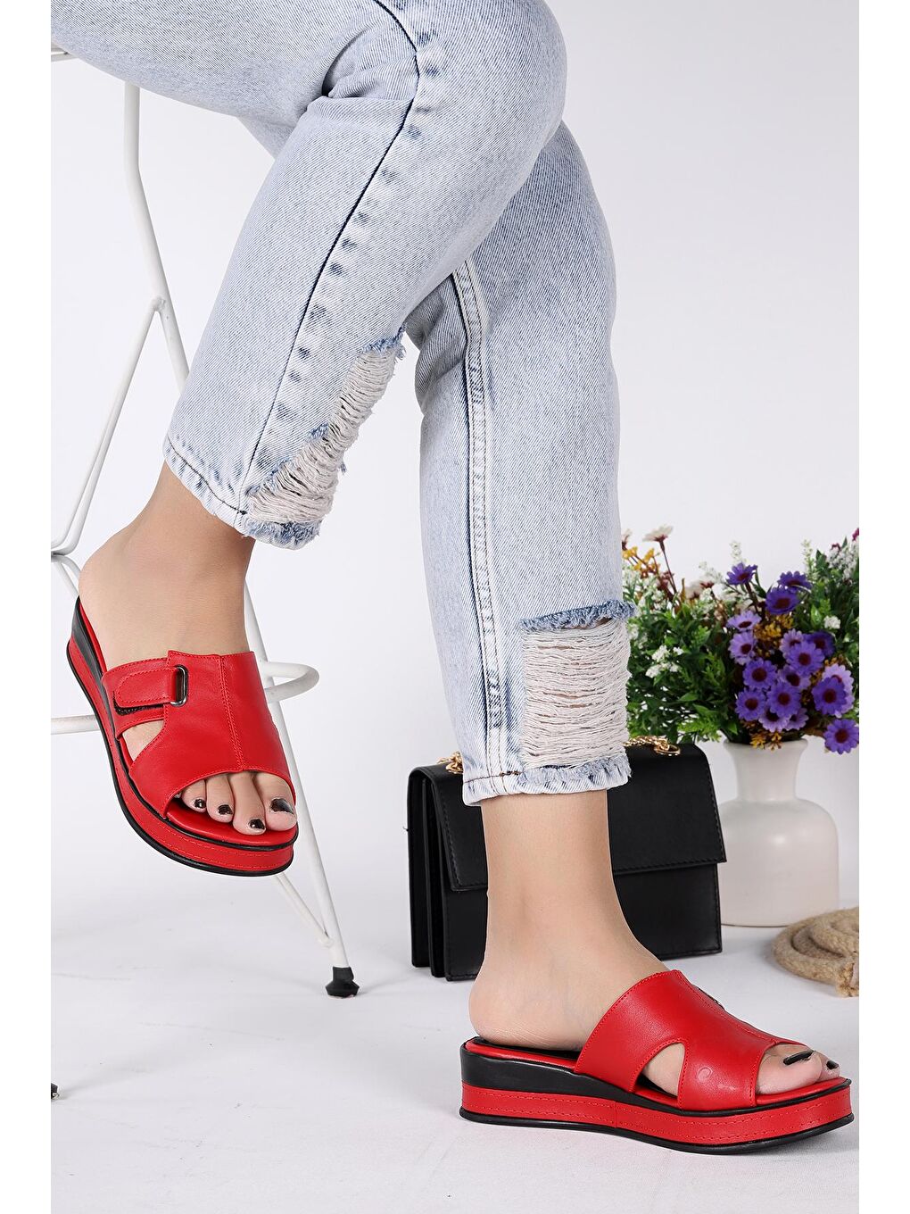 Kırmızı Cırtlı Günlük Kadın Terlik Plt 164-2
