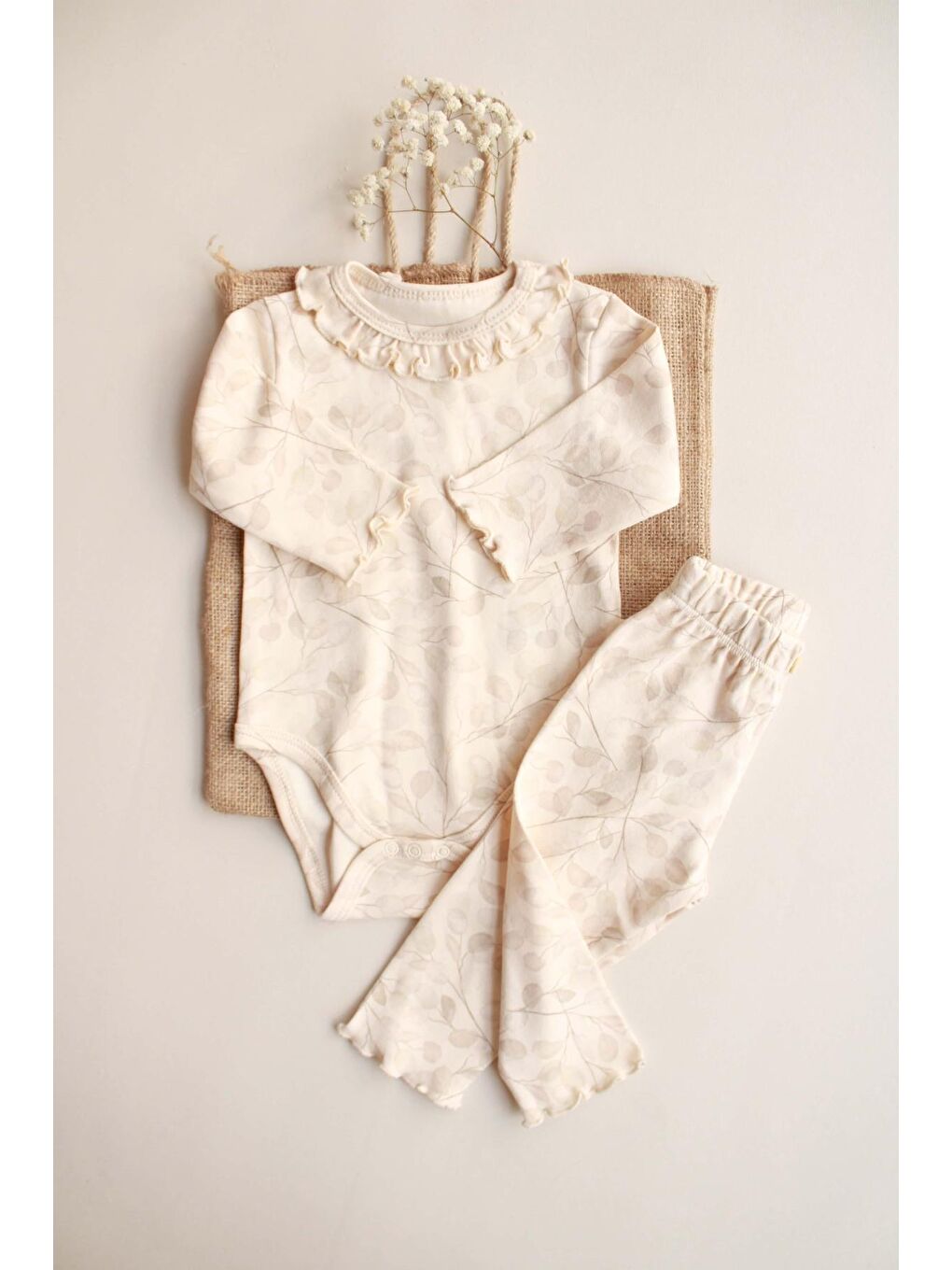 Ekru Krem Dal Desenli Fırfırlı Body Tayt Takım-8