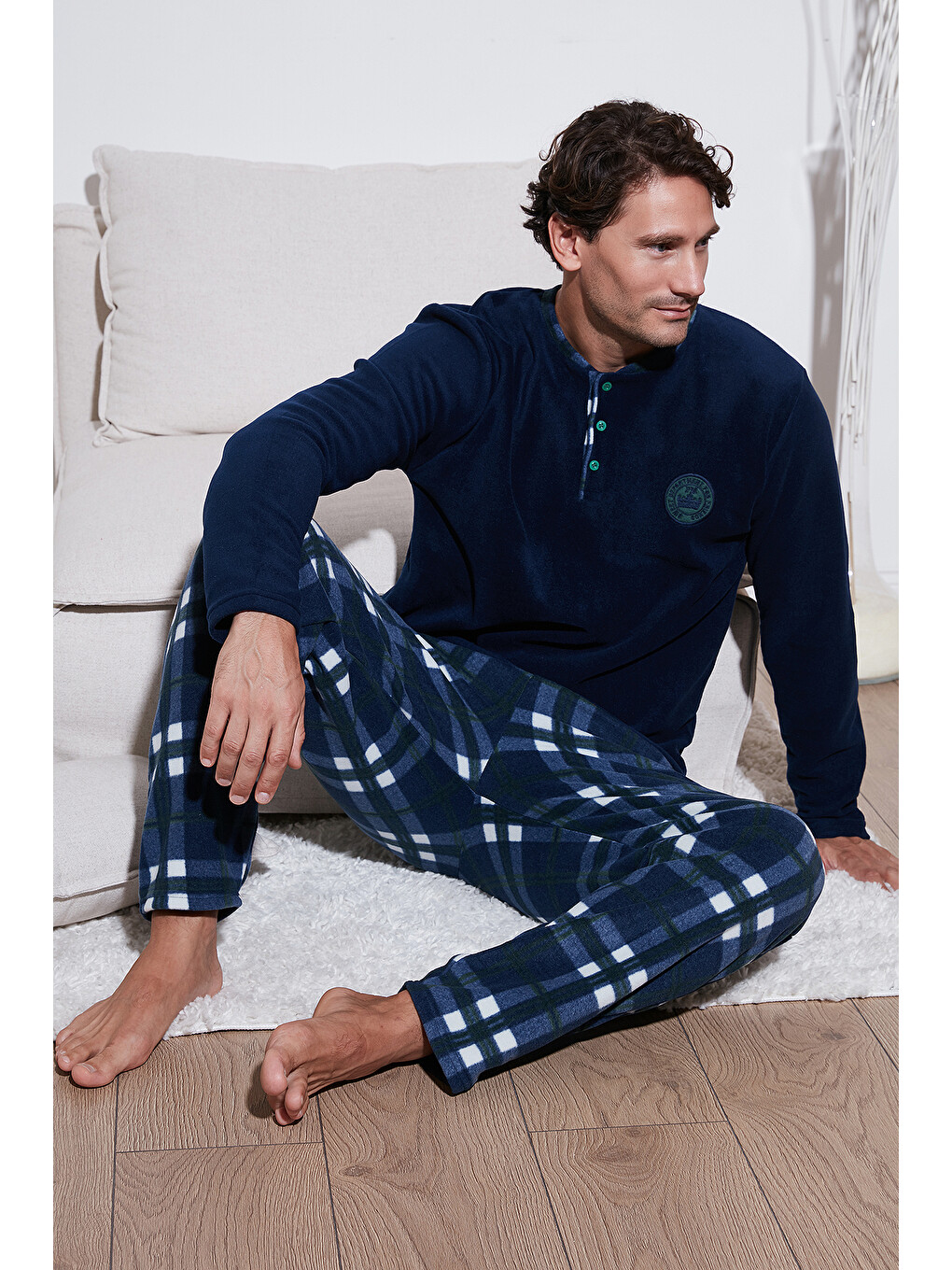 Lacivert Regular Fit Bisiklet Yaka Kışlık Yumuşak Dokulu Polar Pijama Takımı 6096100
