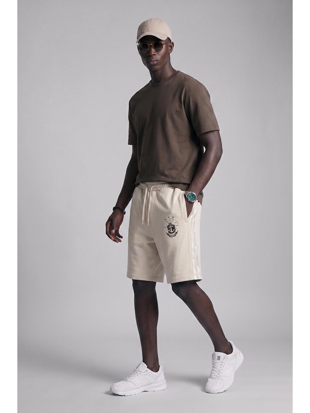 Erkek Relaxed Fit Hope Kumaş Şerit Detaylı Şort Bej-3