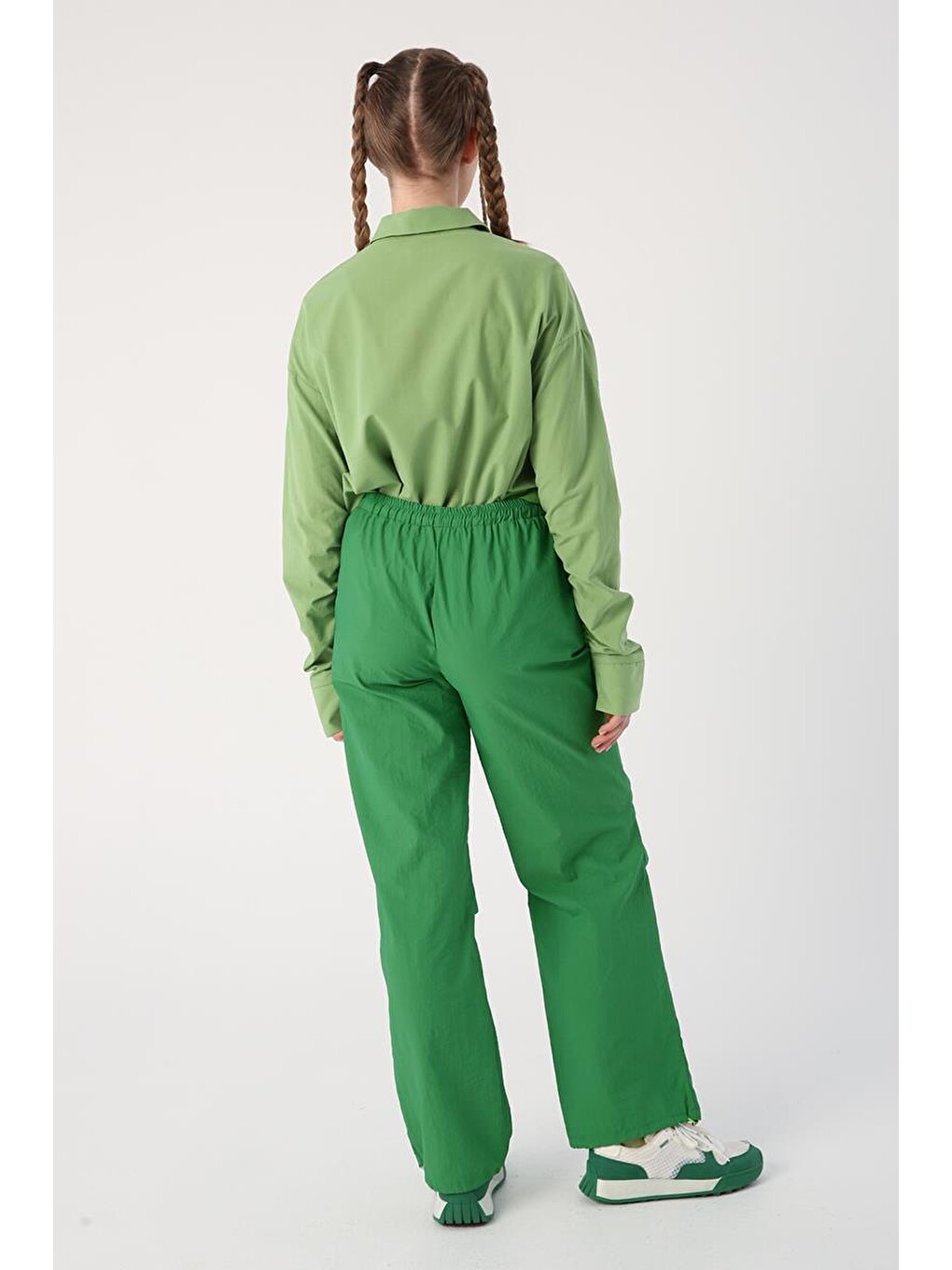 Yeşil-paraşüt Kumaş Pile Detaylı Paçası Büzgülü Pantolon-2
