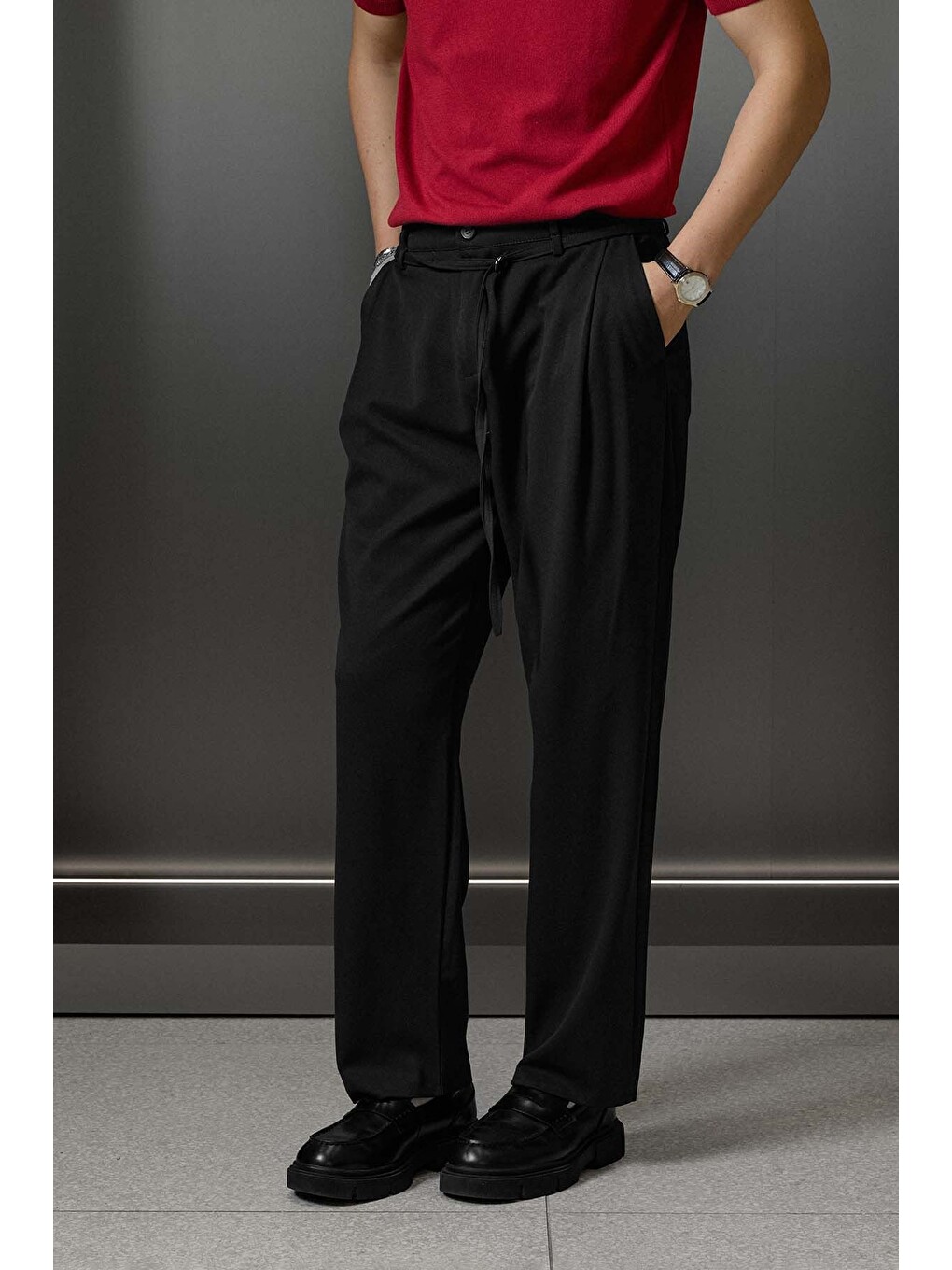 Erkek Baggy Fit Kemer Detaylı Gabardin Kumaş Pantolon Siyah-4