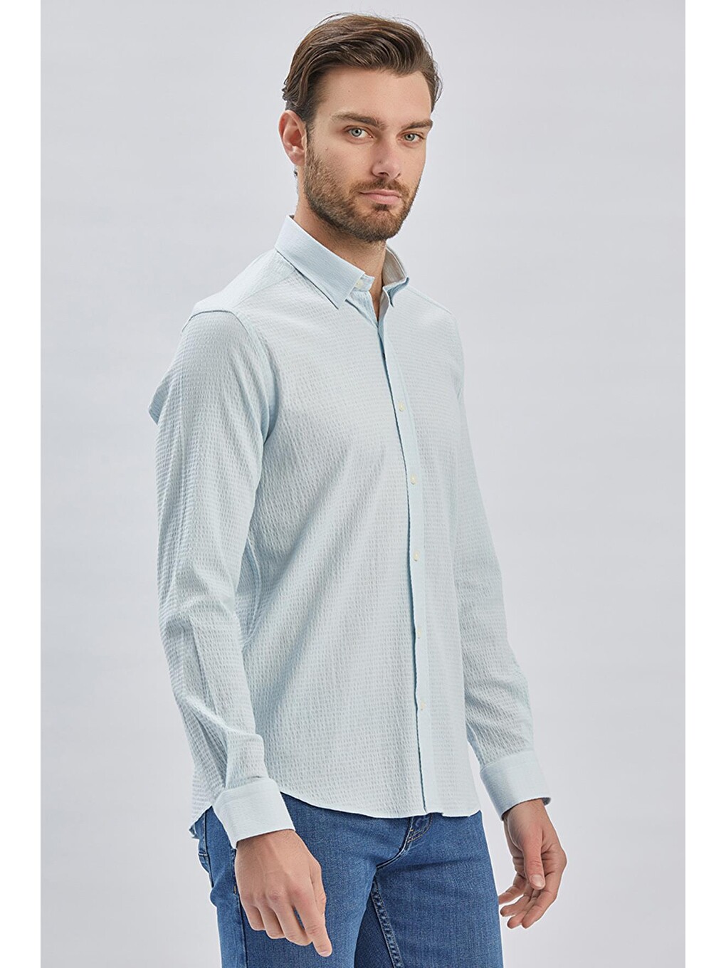 Koyu Mavi Uzun Kollu Biritli Yaka Biyeli Pamuklu Elastanlı Casual Slim Fit Gömlek 1004240232