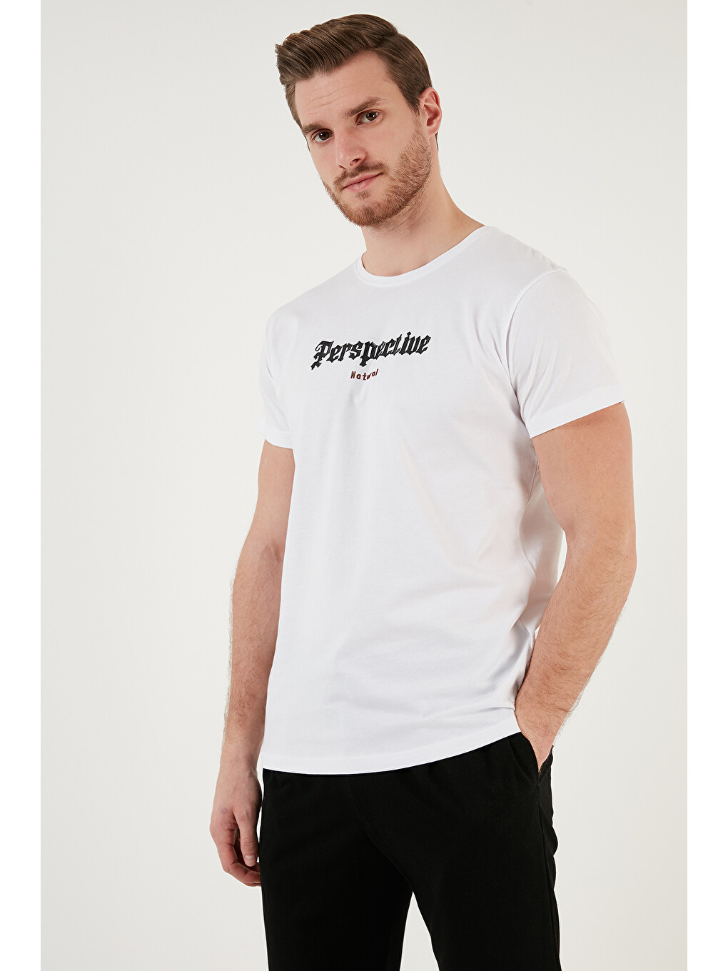 Beyaz Pamuklu Slim Fit Bisiklet Yaka %100 Pamuk Tişört 541perspectıve-2