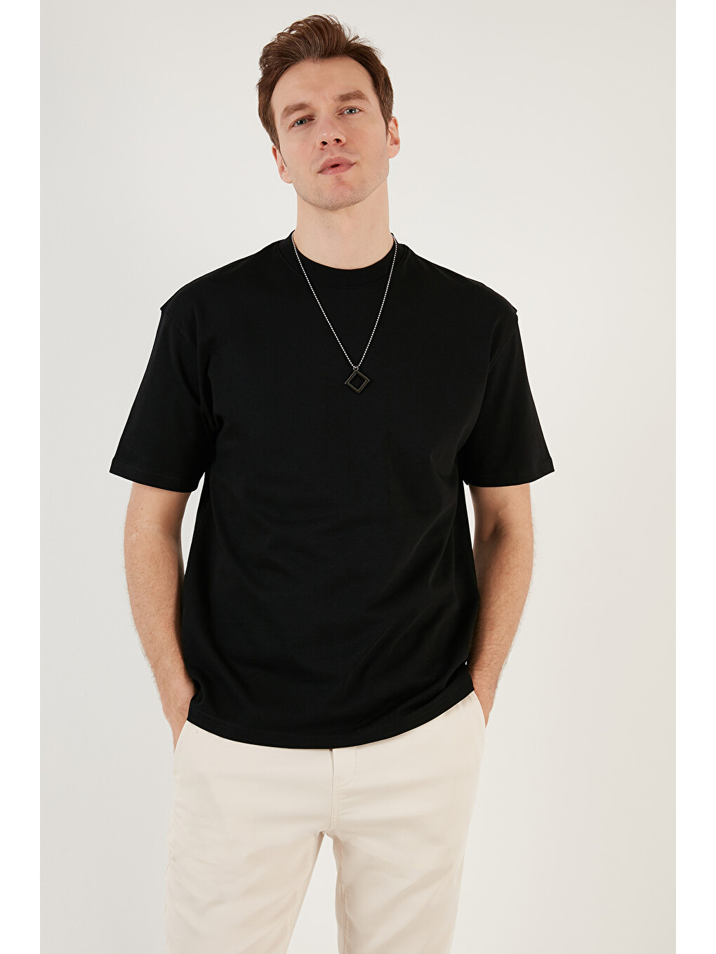 Siyah Pamuklu Relaxed Fit Sıfır Yaka Erkek T Shirt 5905446-1