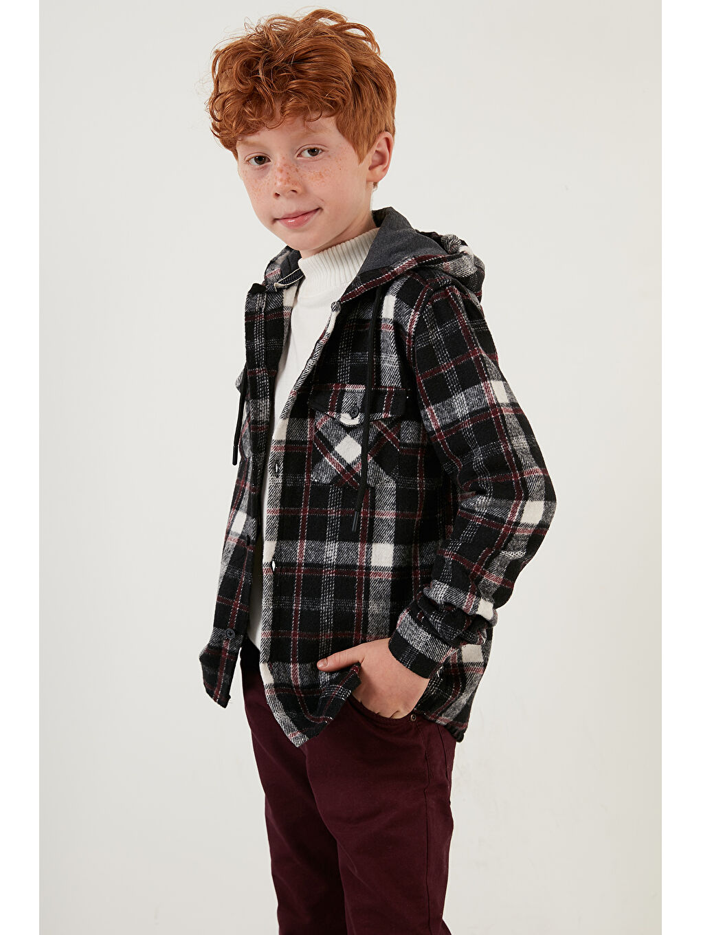 Siyah Kapüşonlu Cepli Ekoseli Oduncu Erkek Çocuk Gömlek CF22W814672-6