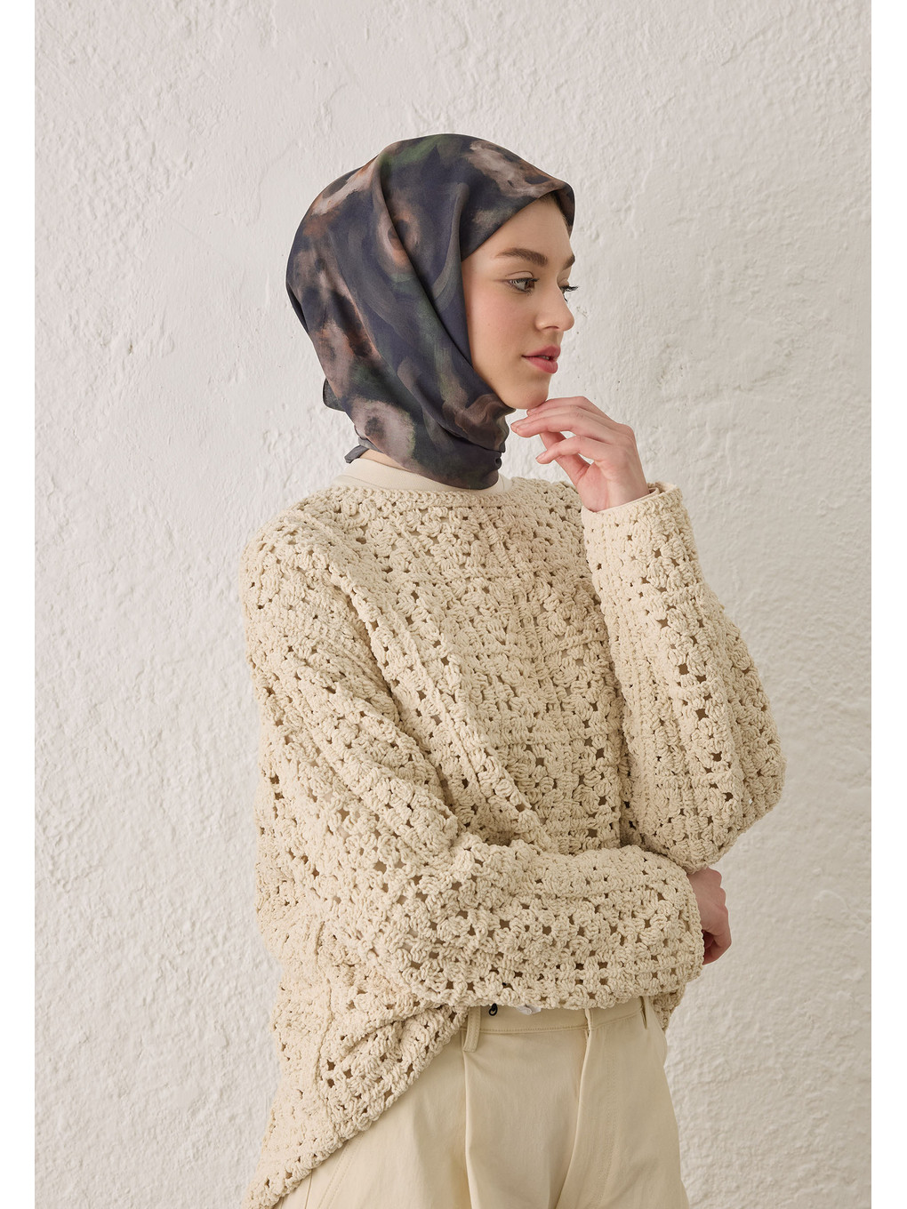 Rosalıe Desen Pamuk İpek Eşarp Lacivert-3