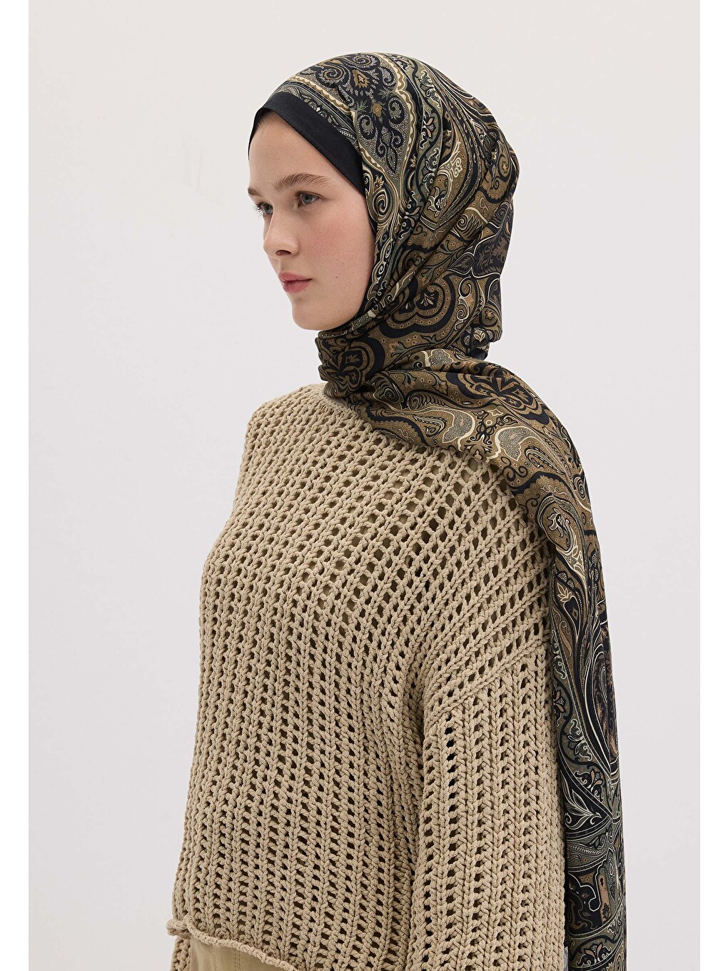 Vera Desen Şal Siyah-5