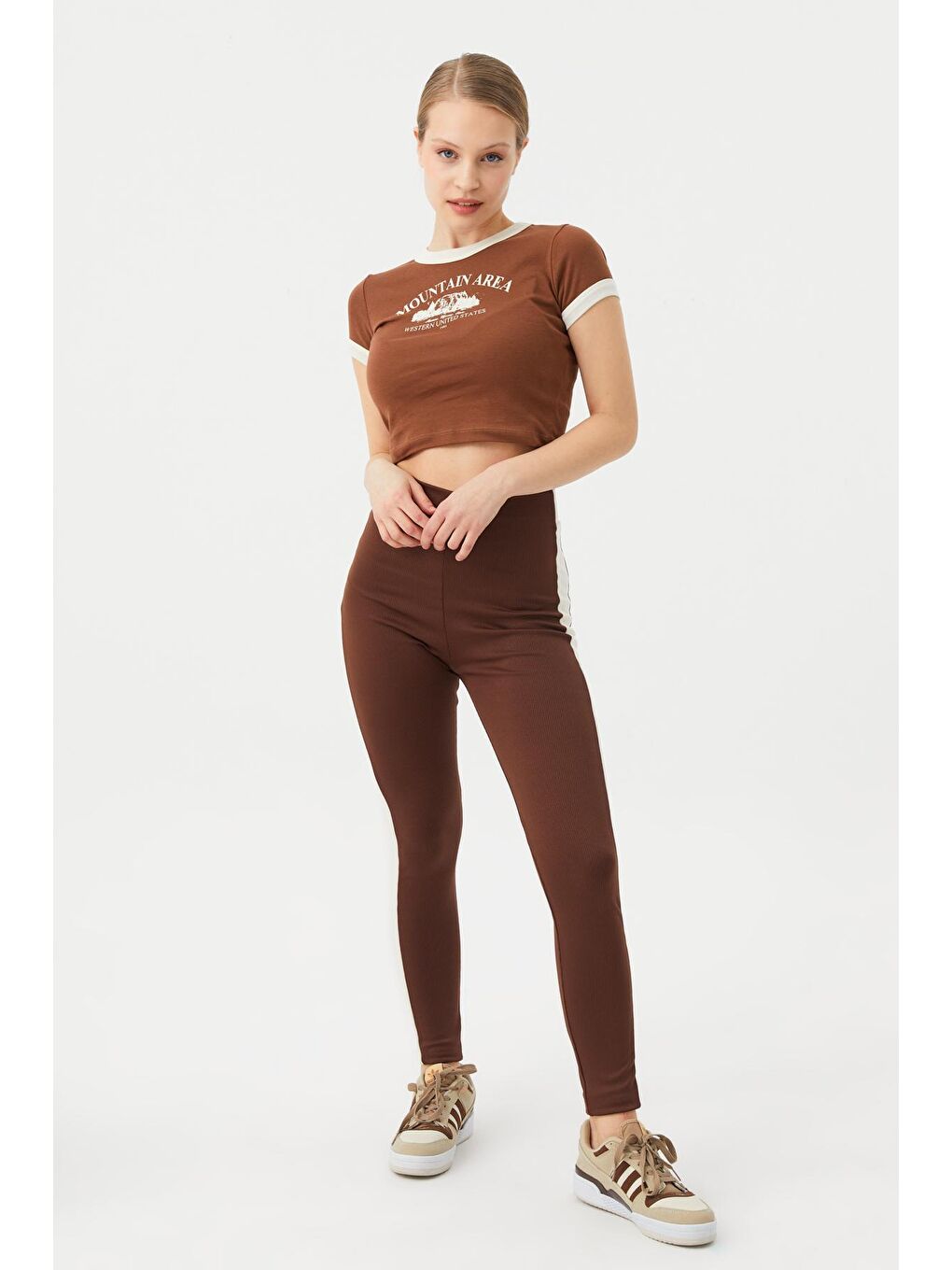 Kahverengi Kadın Kahve Yanı Şerit Detaylı Kaşkorse Tayt