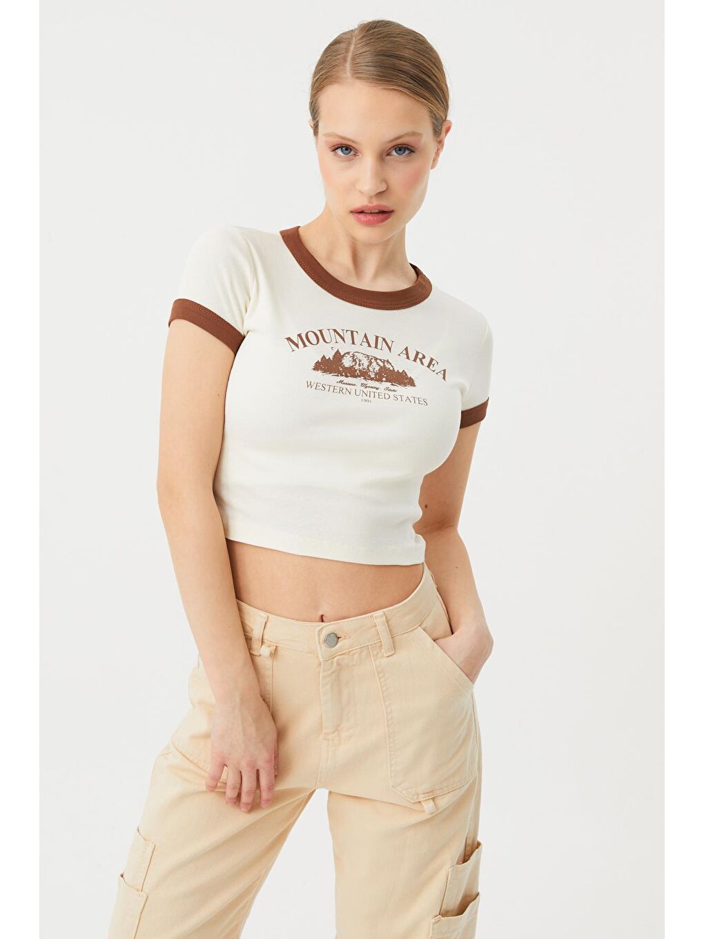 Kadın Ekru Mountain Baskı Kontrast Biyeli Crop Ribana Body-2