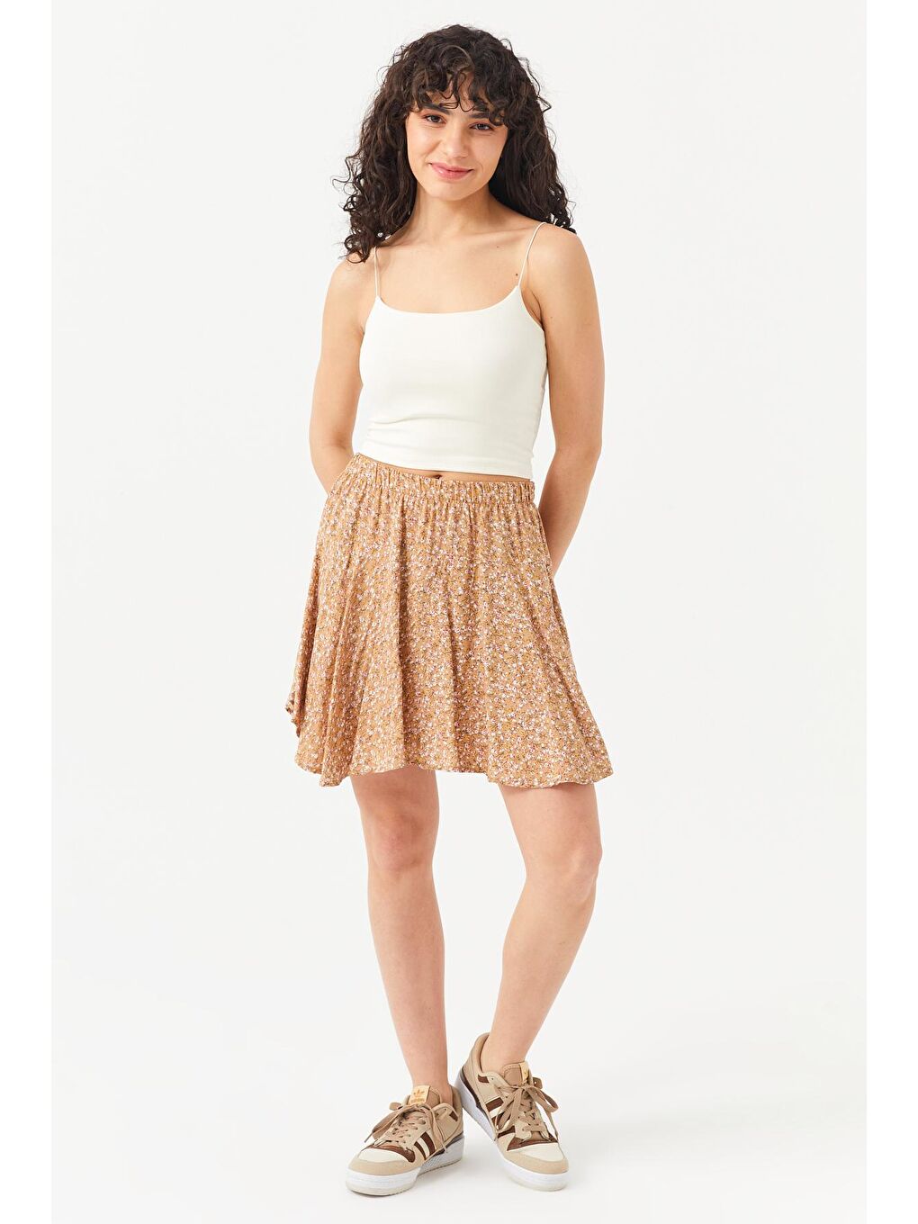 Kadın Bej Çıtır Çiçek Desen Viskon Şort Etek-4