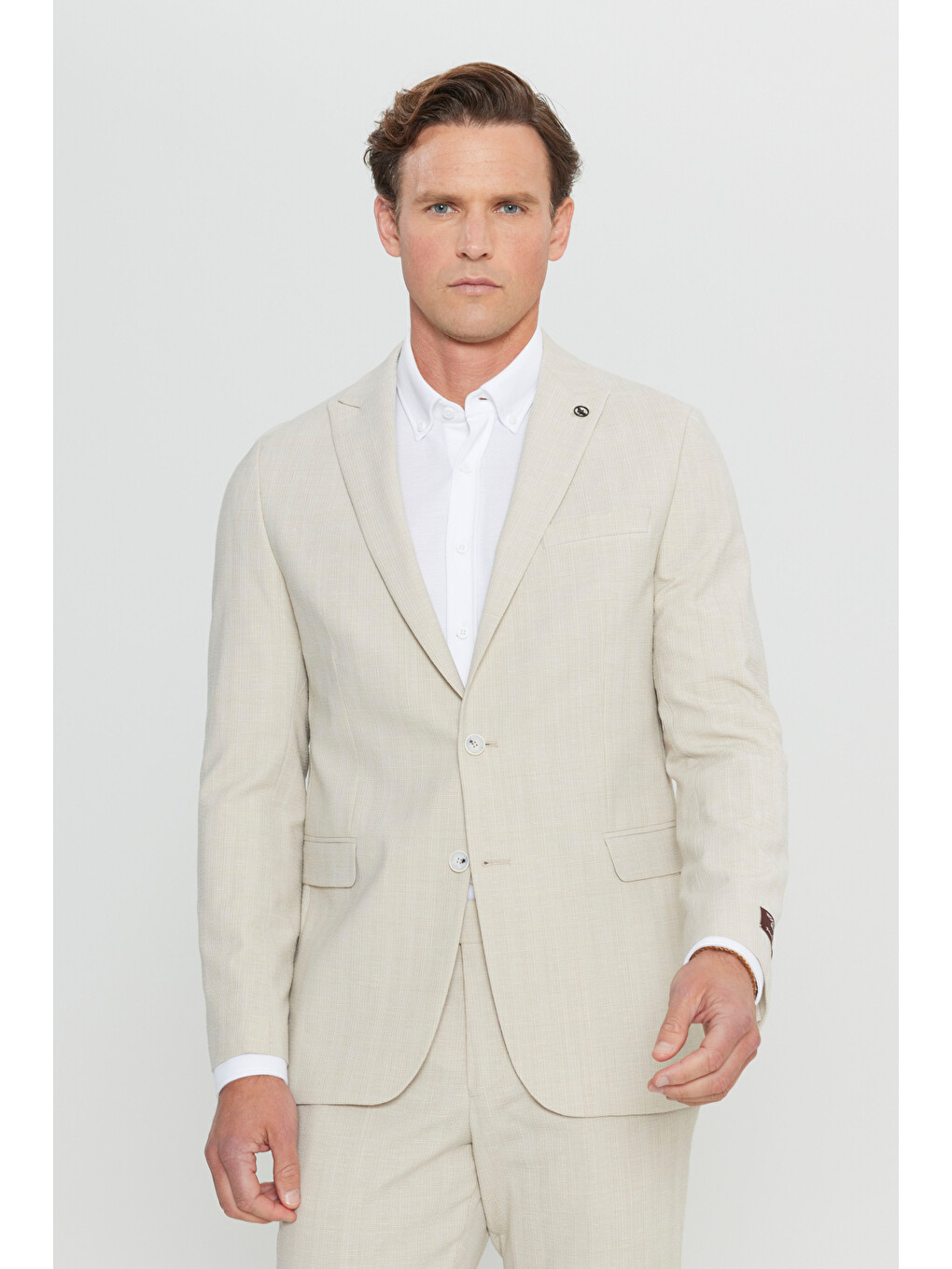 Erkek Bej Yünlü Slim Fit Kırlangıç Yaka Kapak Cepli Takım Elbise